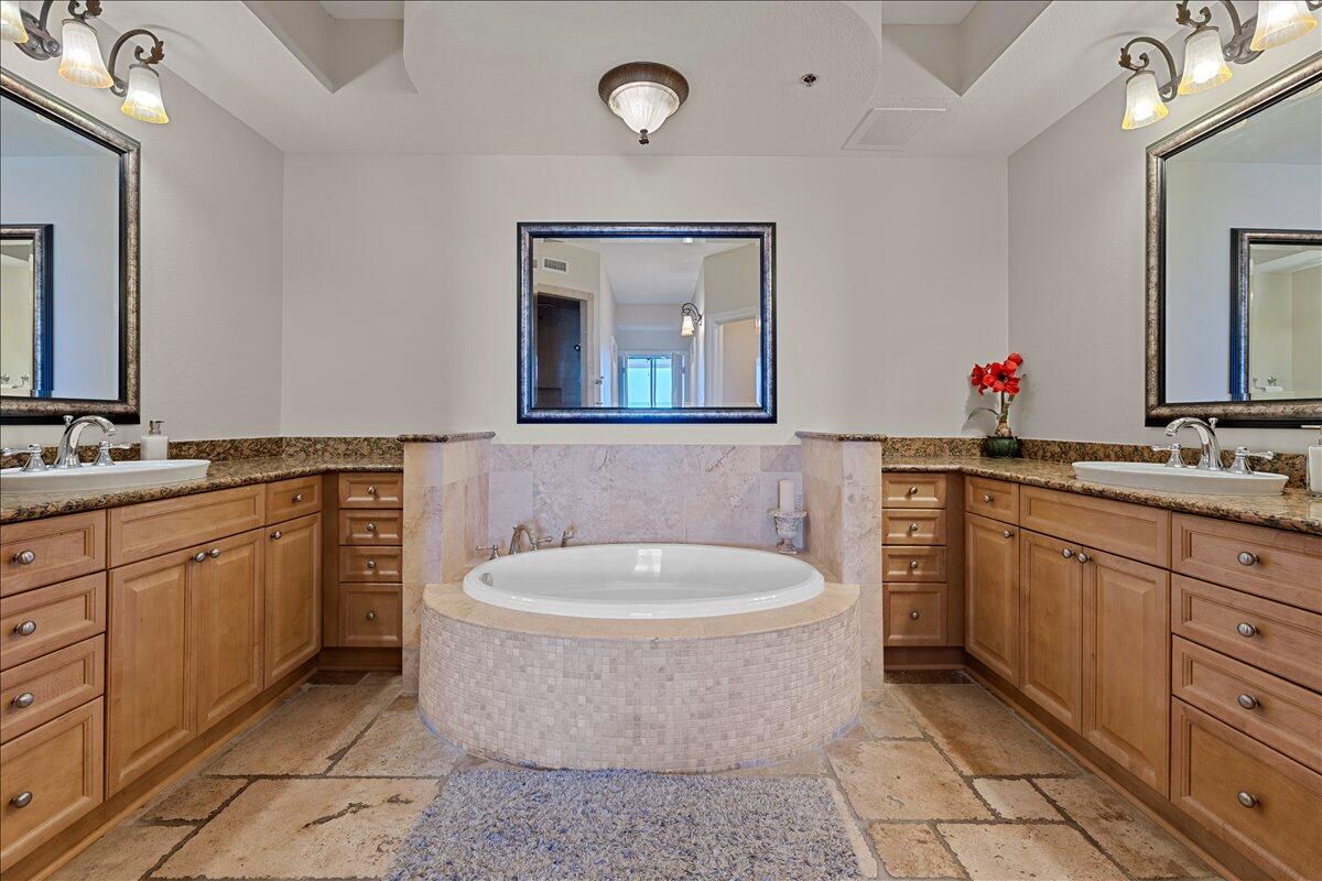 BELLA RIVA - Residential