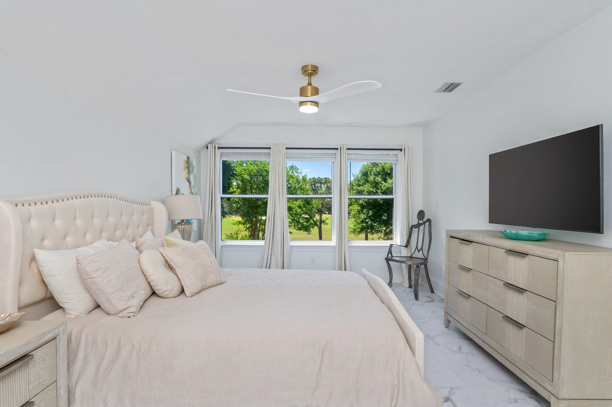 KELLY PLANTATION - Residential