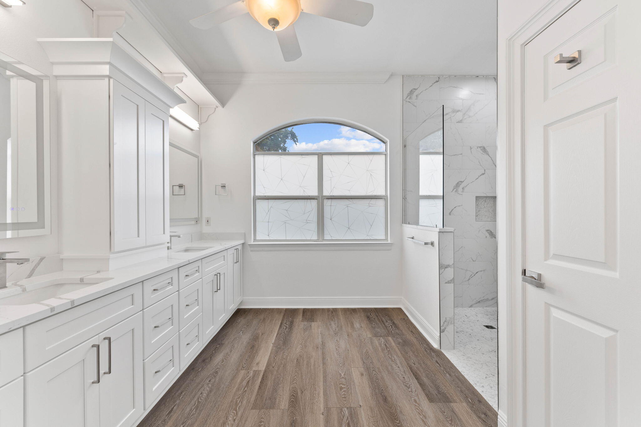 Grand Cove in Driftwood Estates - Residential