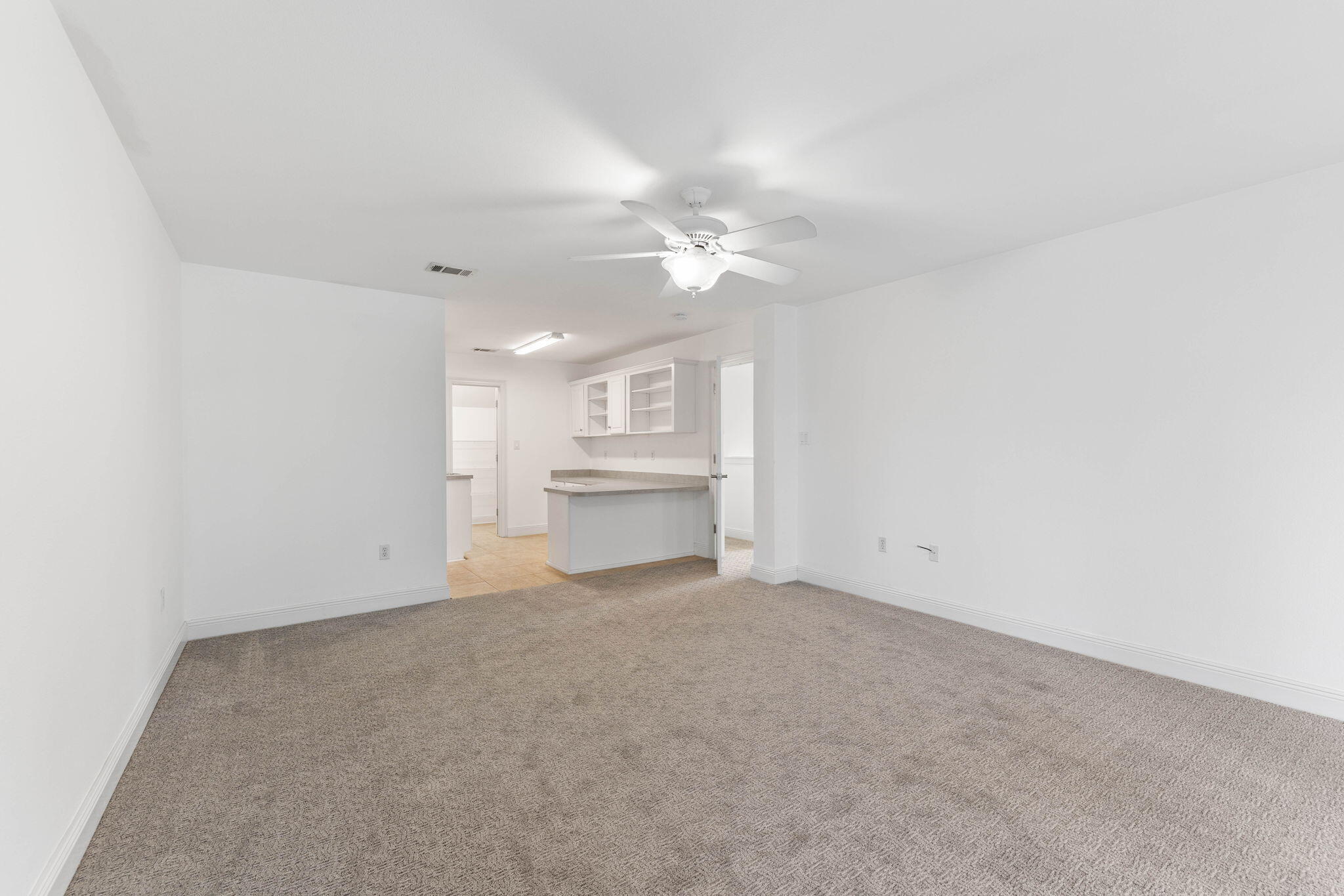 Grand Cove in Driftwood Estates - Residential