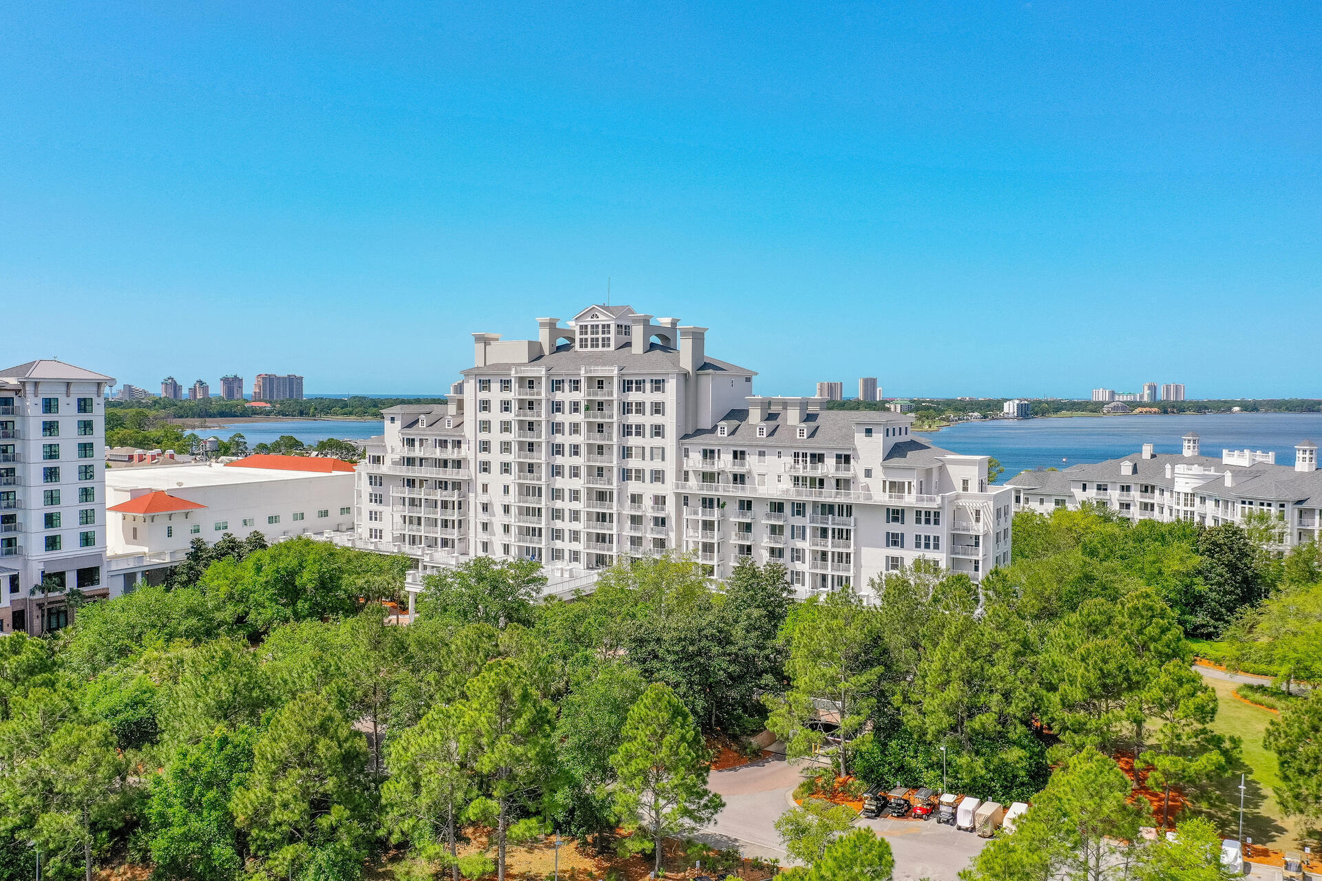 GRAND SANDESTIN THE - Residential