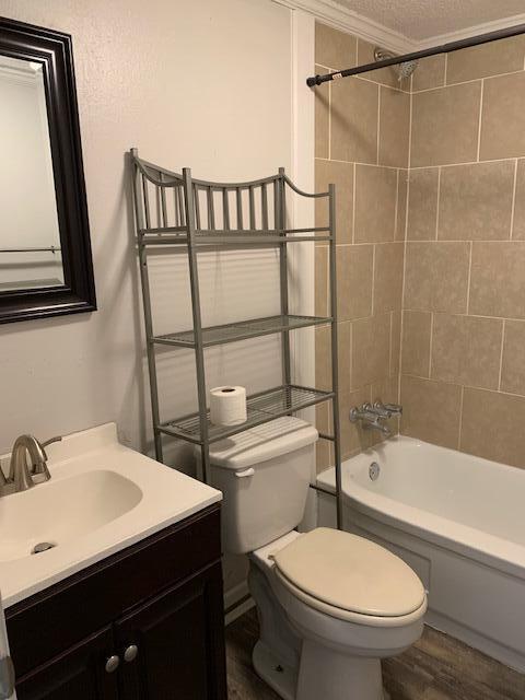 Parkway Apartments - Residential Lease