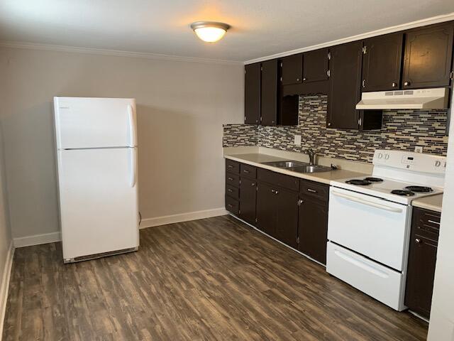 Parkway Apartments - Residential Lease