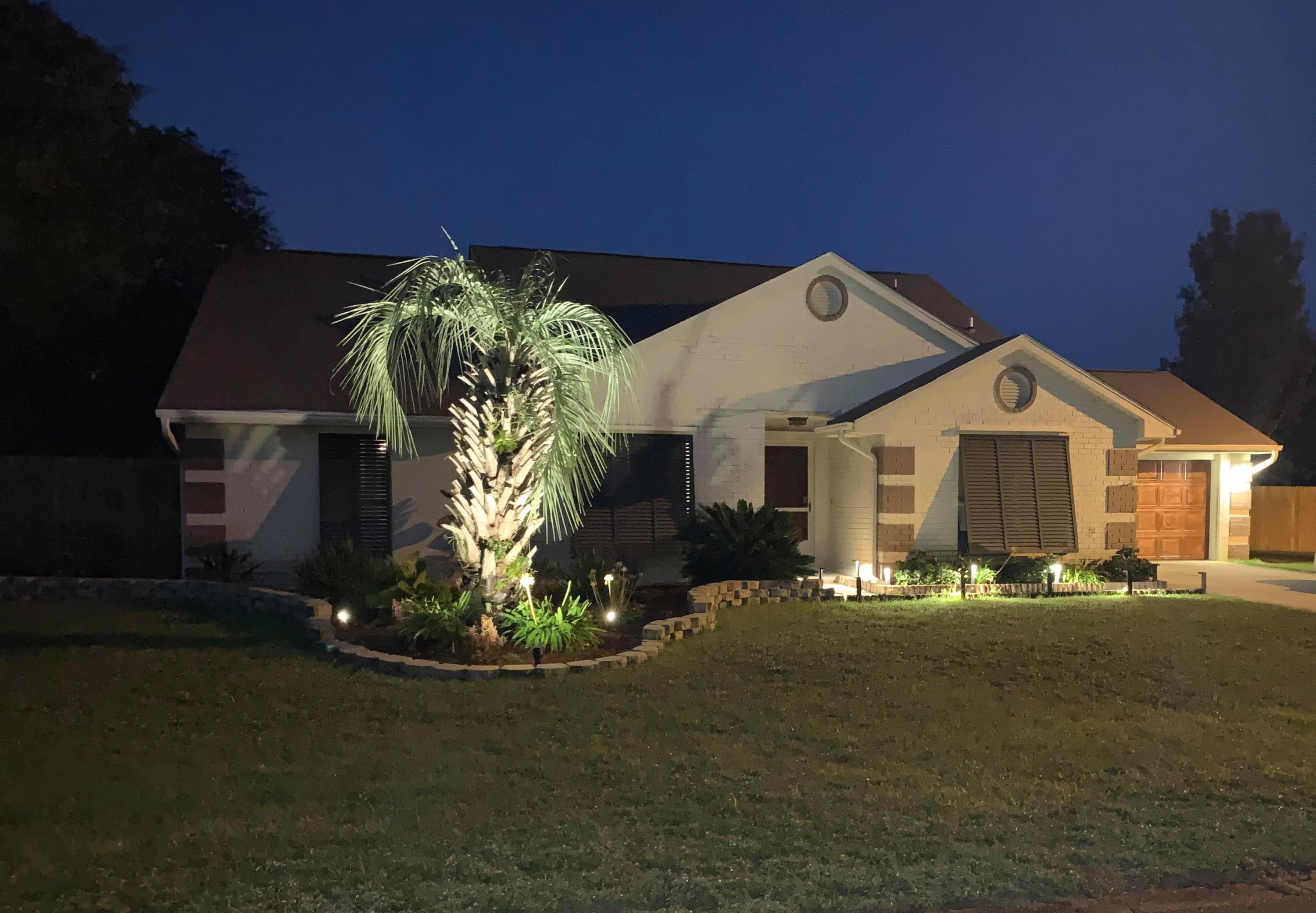 BISCAYNE POINTE - Residential