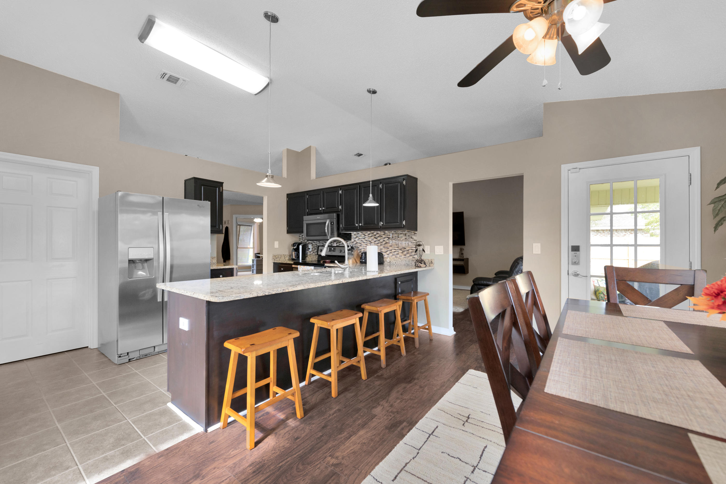 BISCAYNE POINTE - Residential