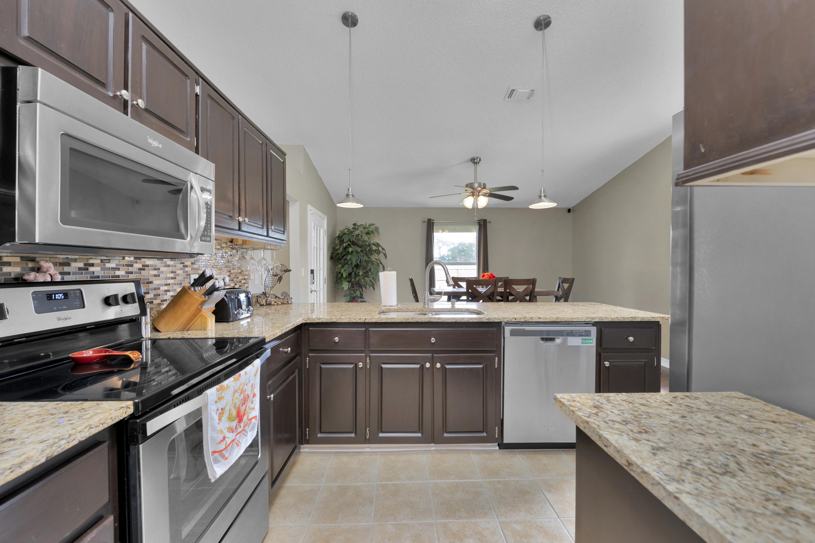 BISCAYNE POINTE - Residential