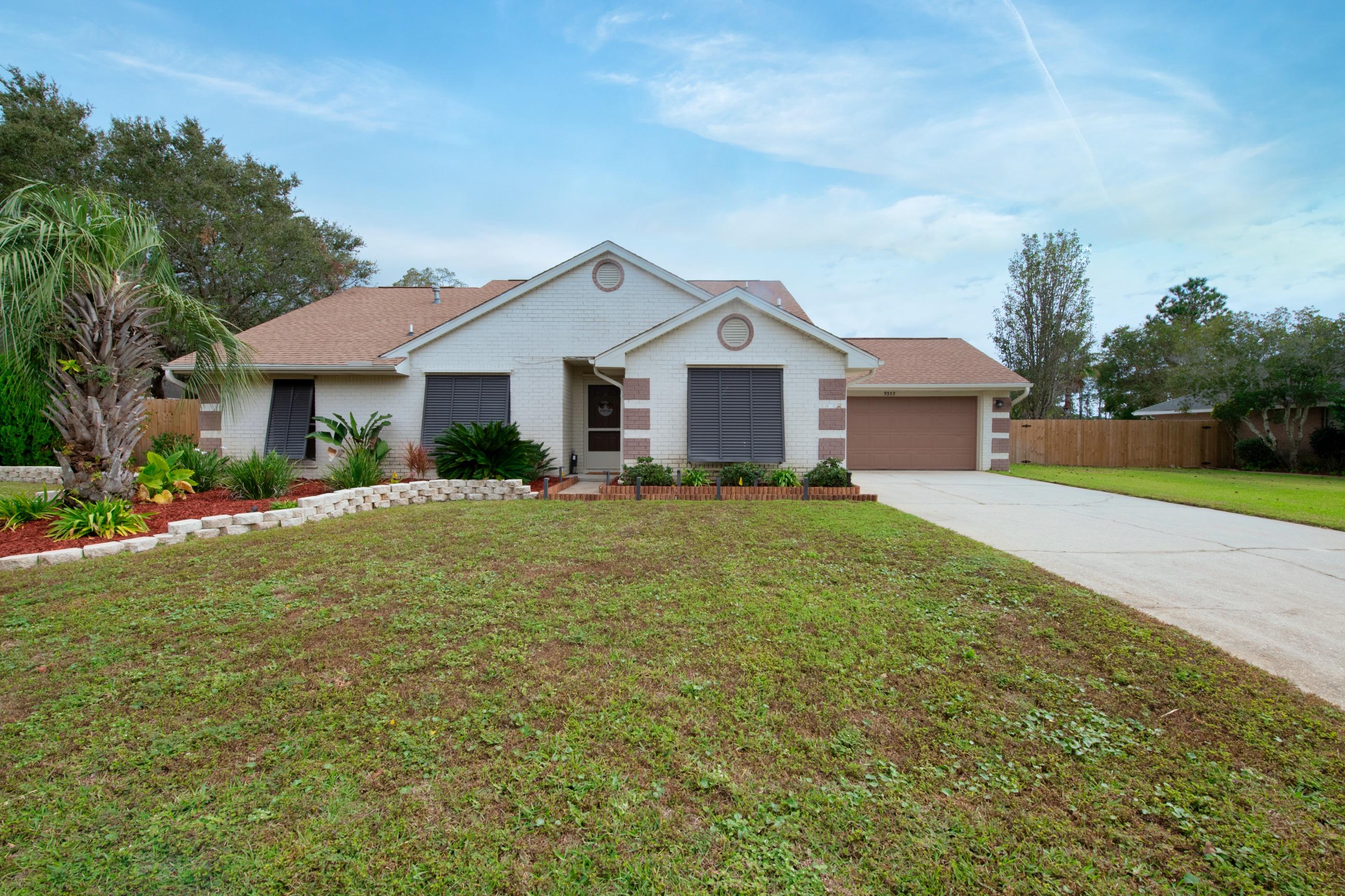BISCAYNE POINTE - Residential