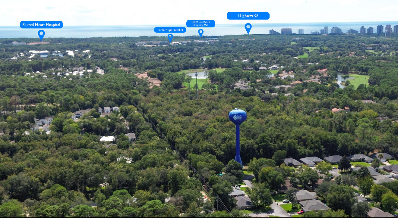 Beautiful lot close to Mack Bayou - minutes from Sacred Heart Hospital and the white sandy beaches of 30a