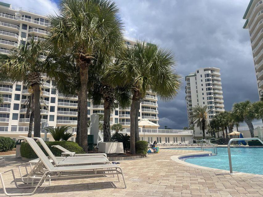 ST. CROIX AT SILVER SHELLS - Residential