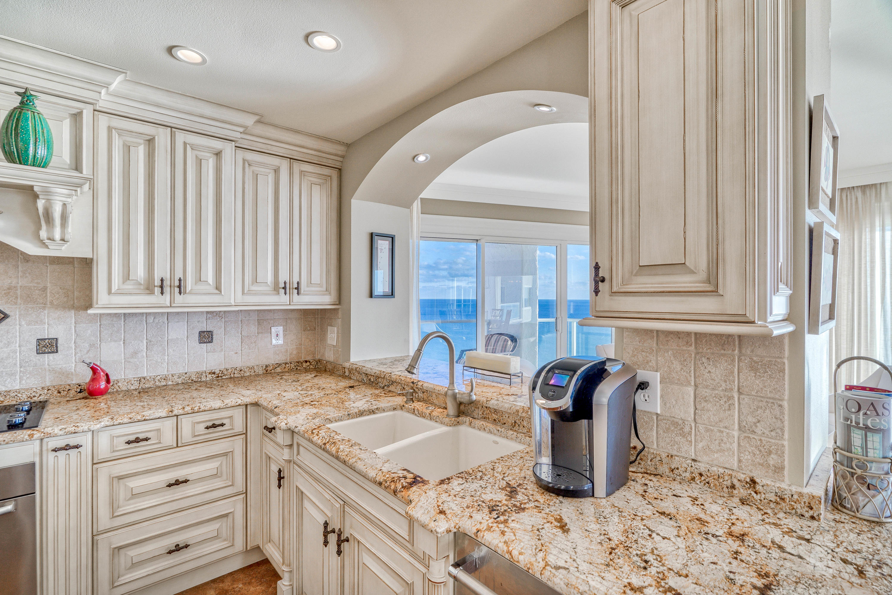 BEACHSIDE TWO - Residential