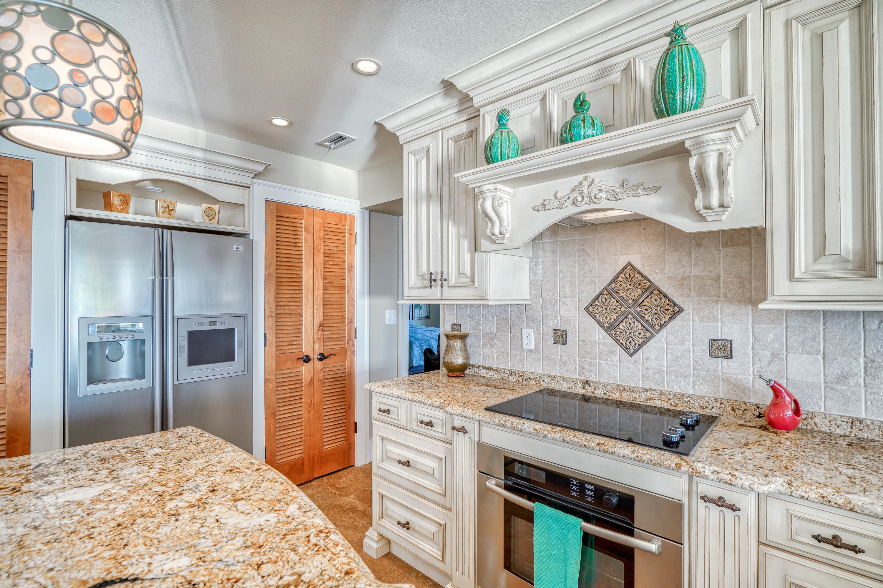 BEACHSIDE TWO - Residential