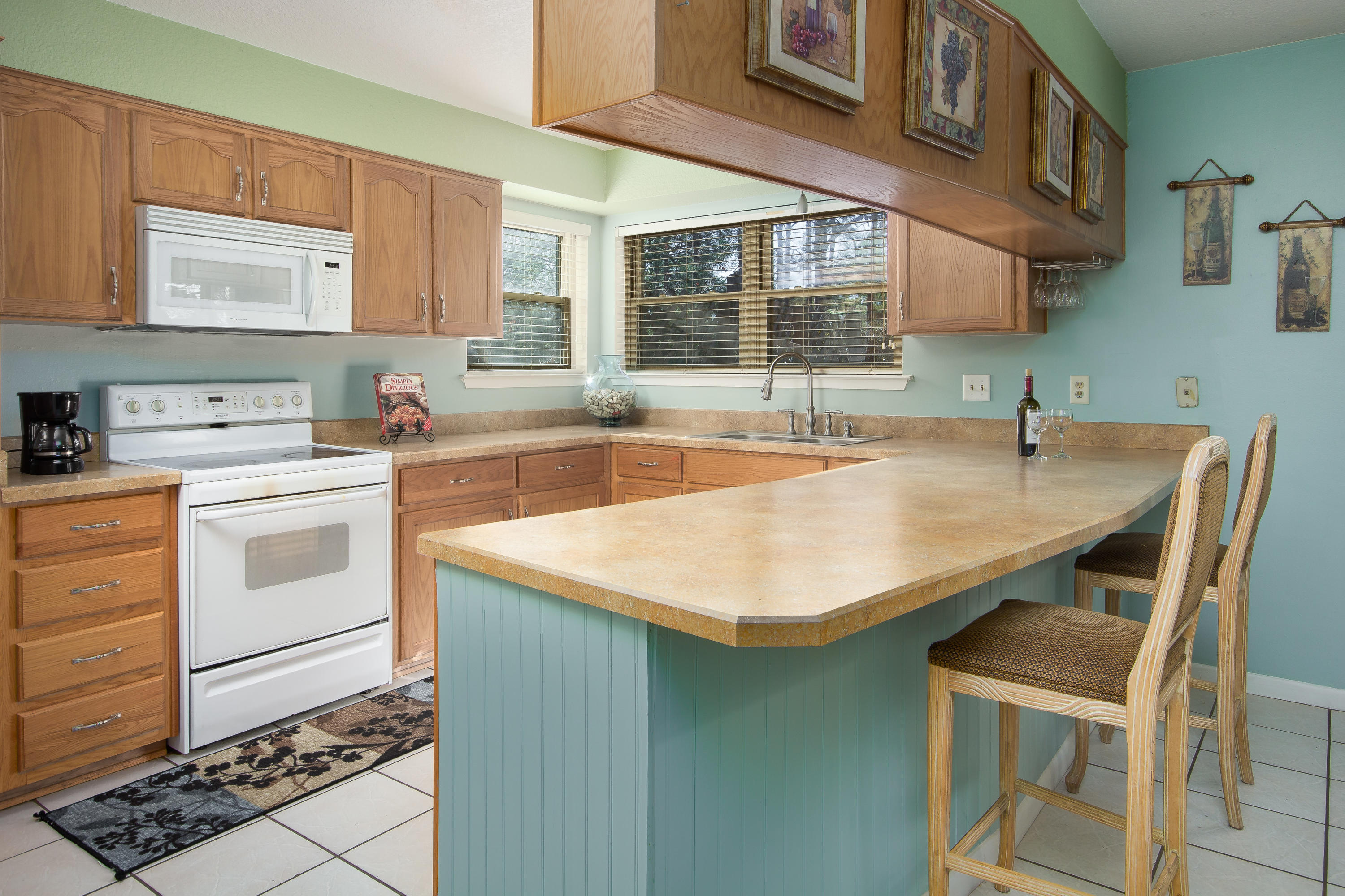 LAKEVIEW ESTATES - Residential