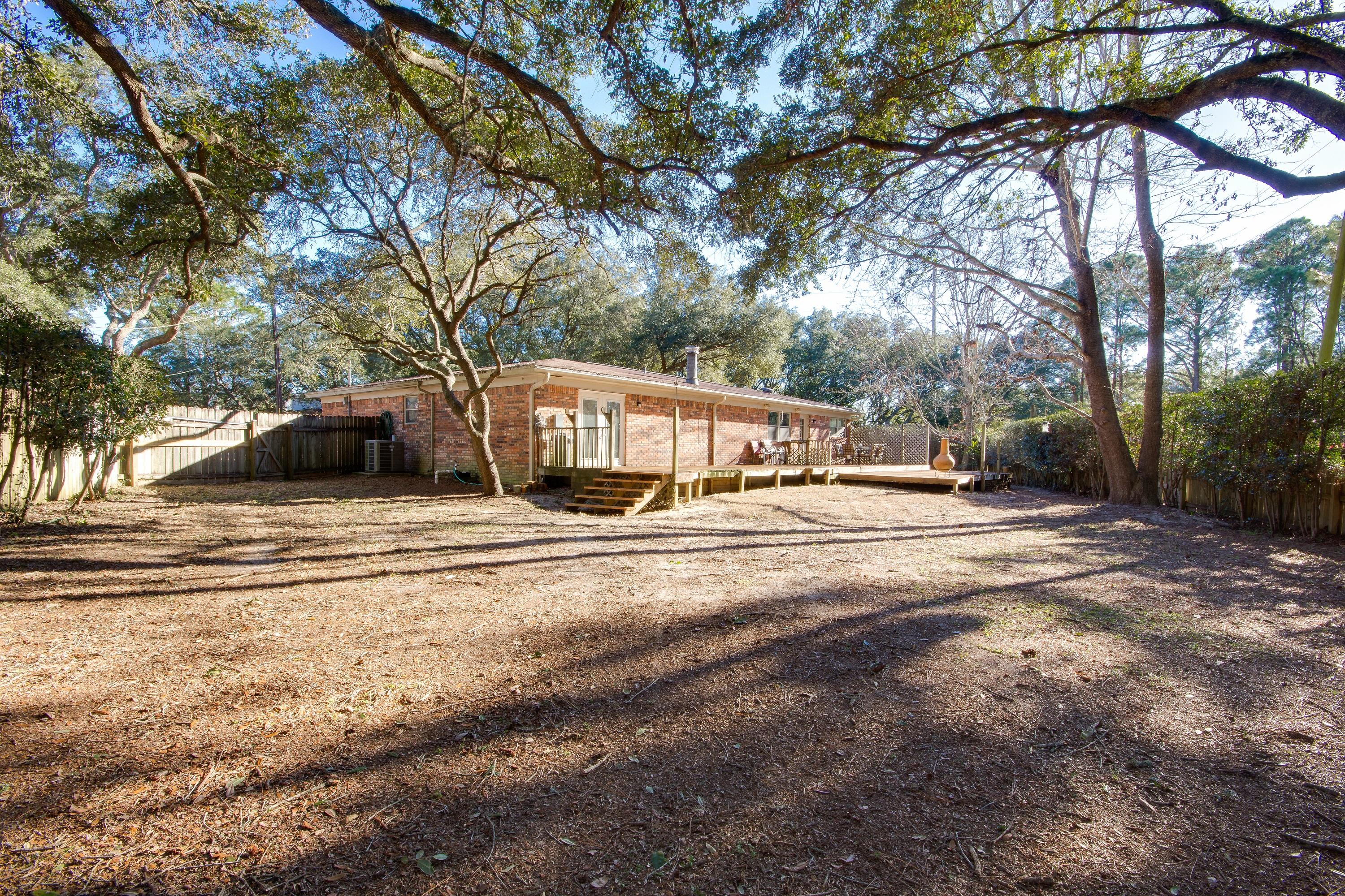 LAKEVIEW ESTATES - Residential