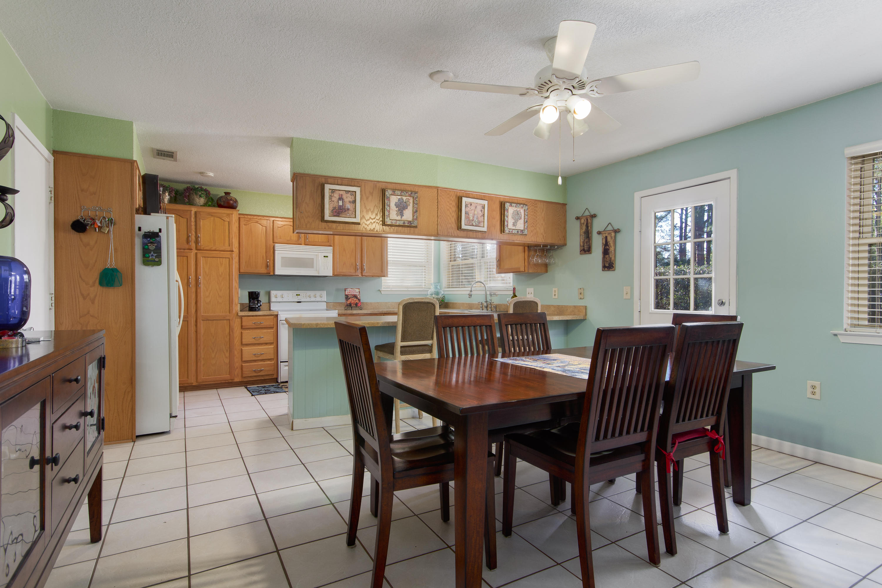 LAKEVIEW ESTATES - Residential