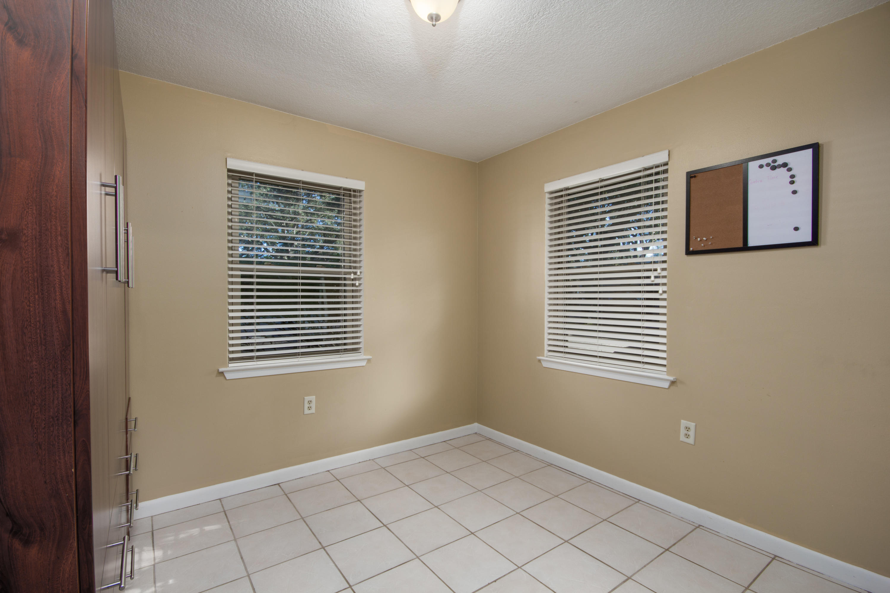 LAKEVIEW ESTATES - Residential