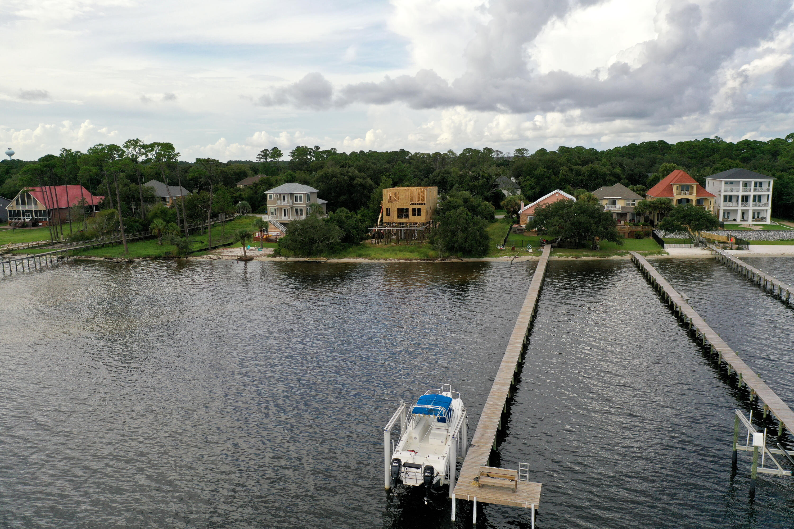 MAGNOLIA HARBOR - Land