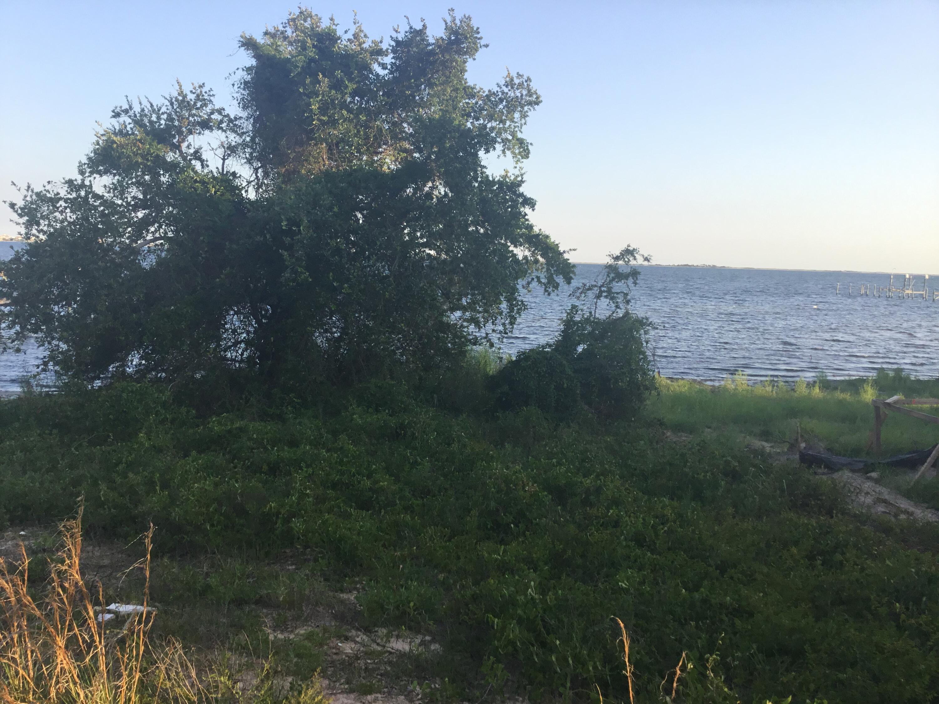 MAGNOLIA HARBOR - Land