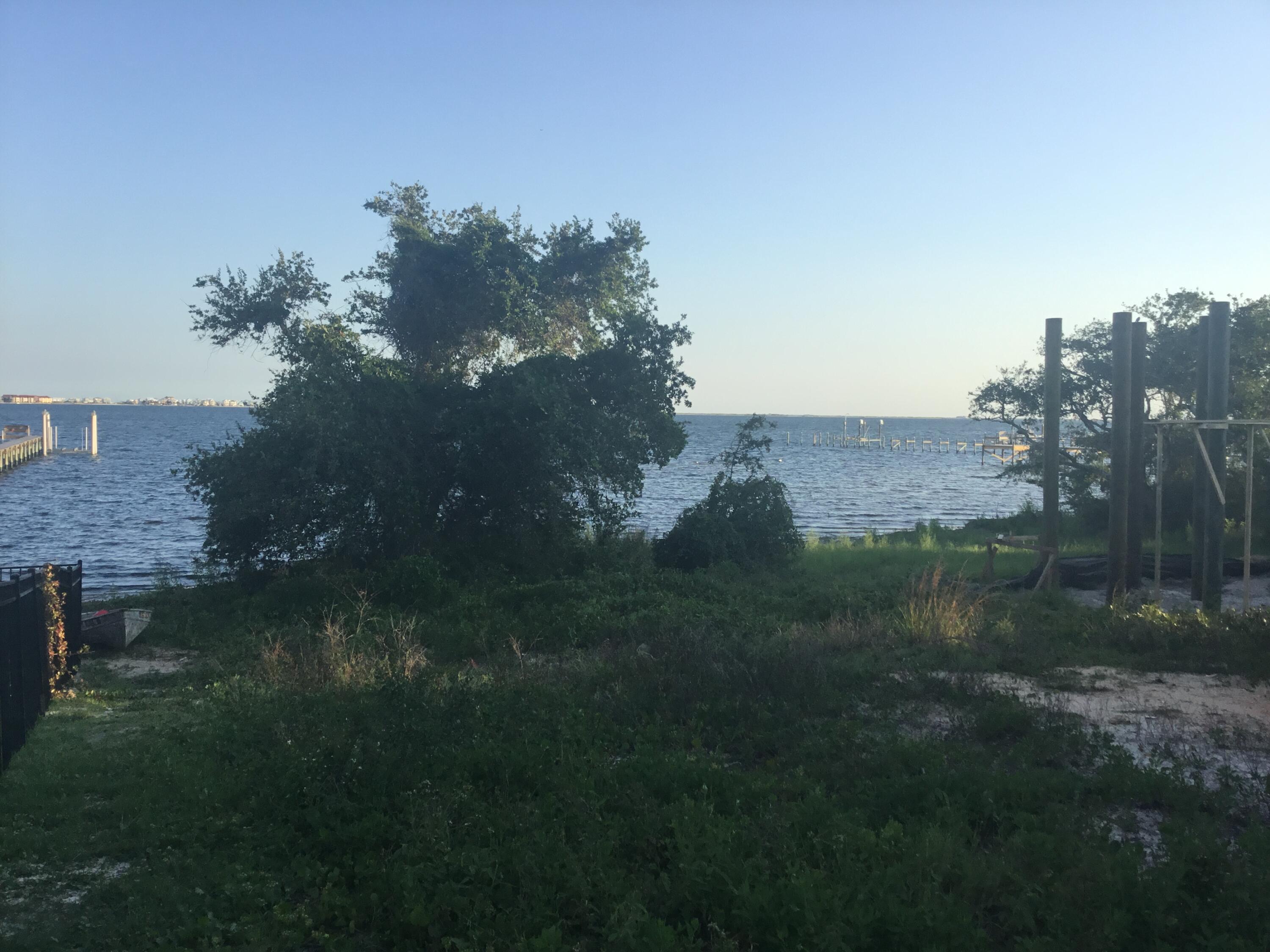 MAGNOLIA HARBOR - Land