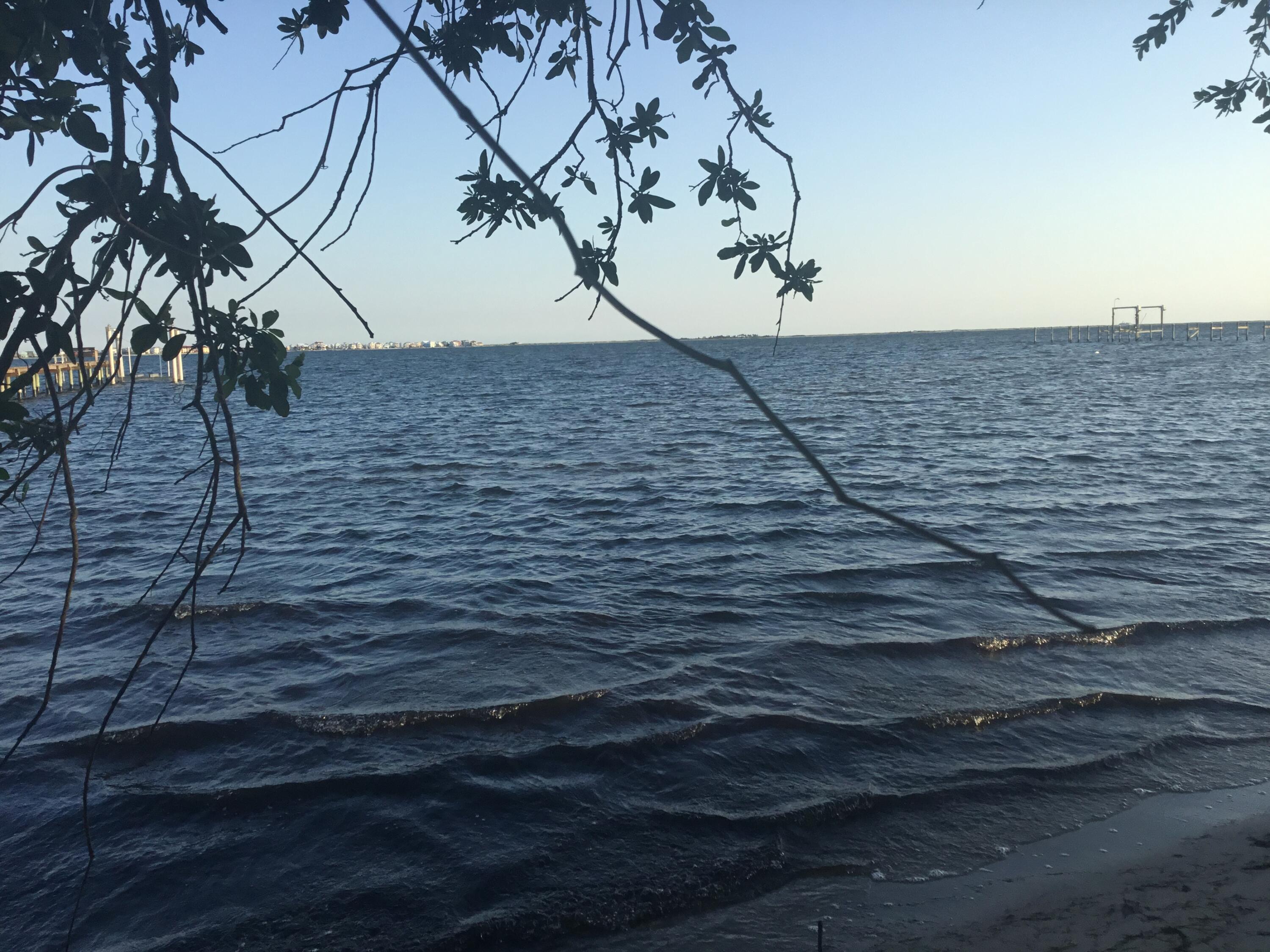 MAGNOLIA HARBOR - Land