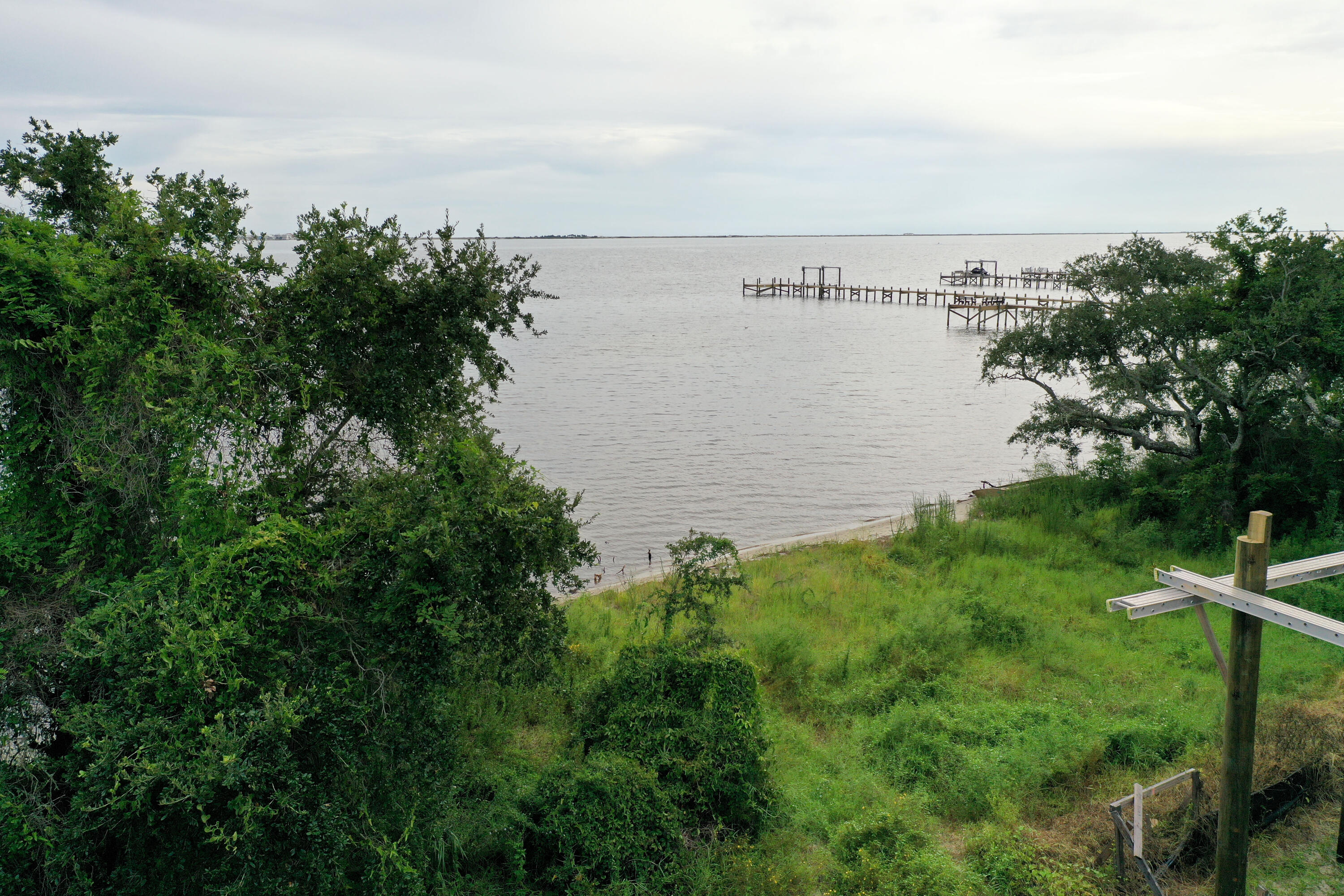 MAGNOLIA HARBOR - Land