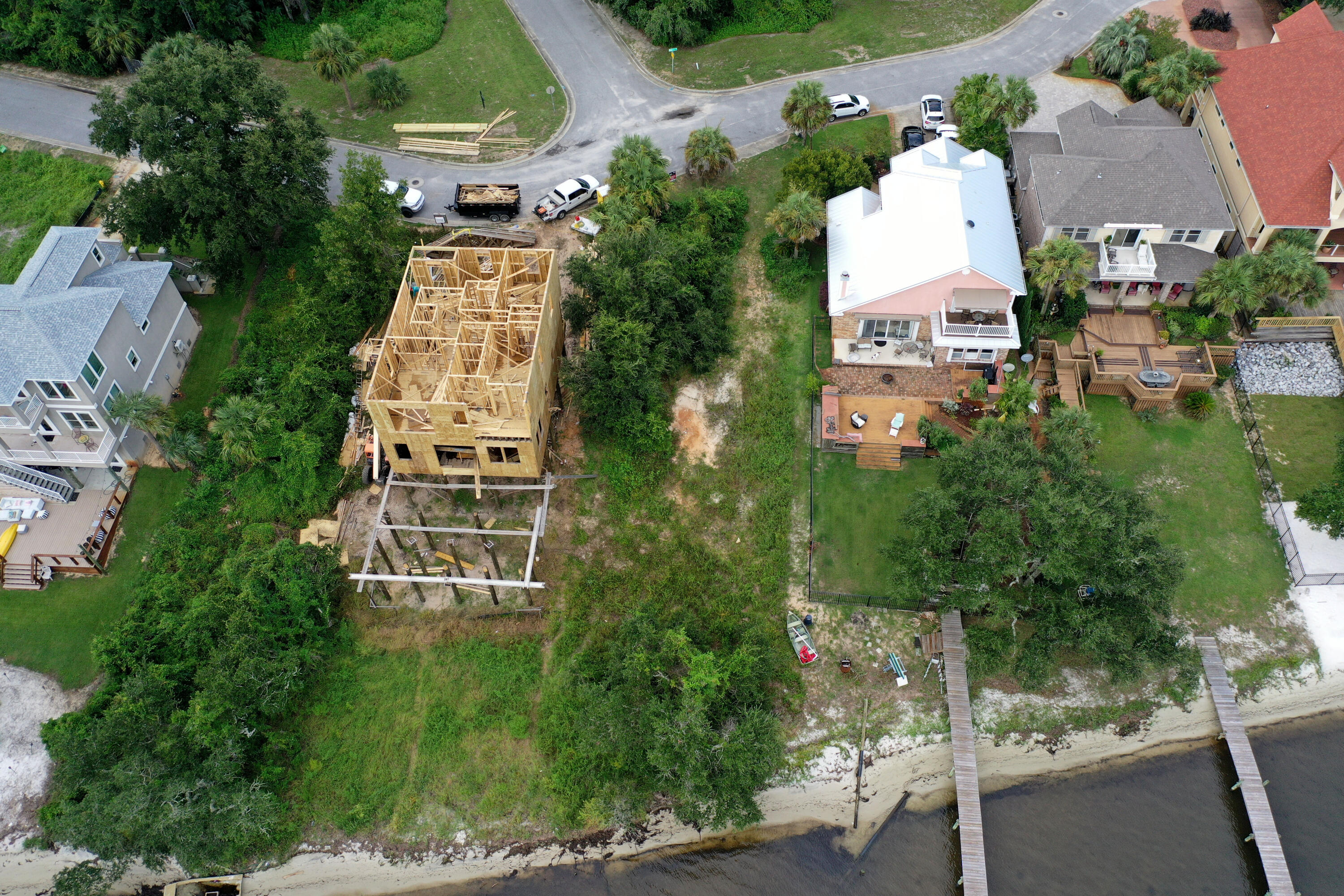 MAGNOLIA HARBOR - Land