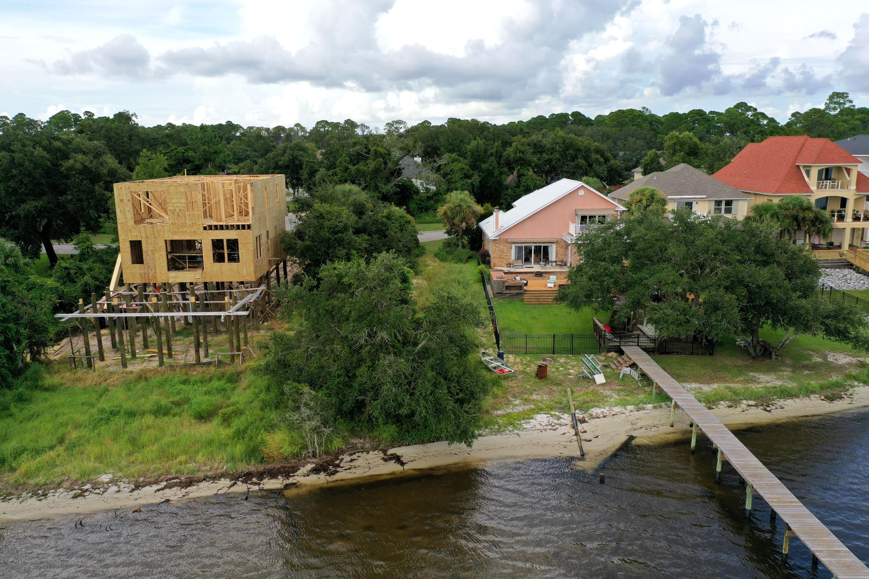 MAGNOLIA HARBOR - Land
