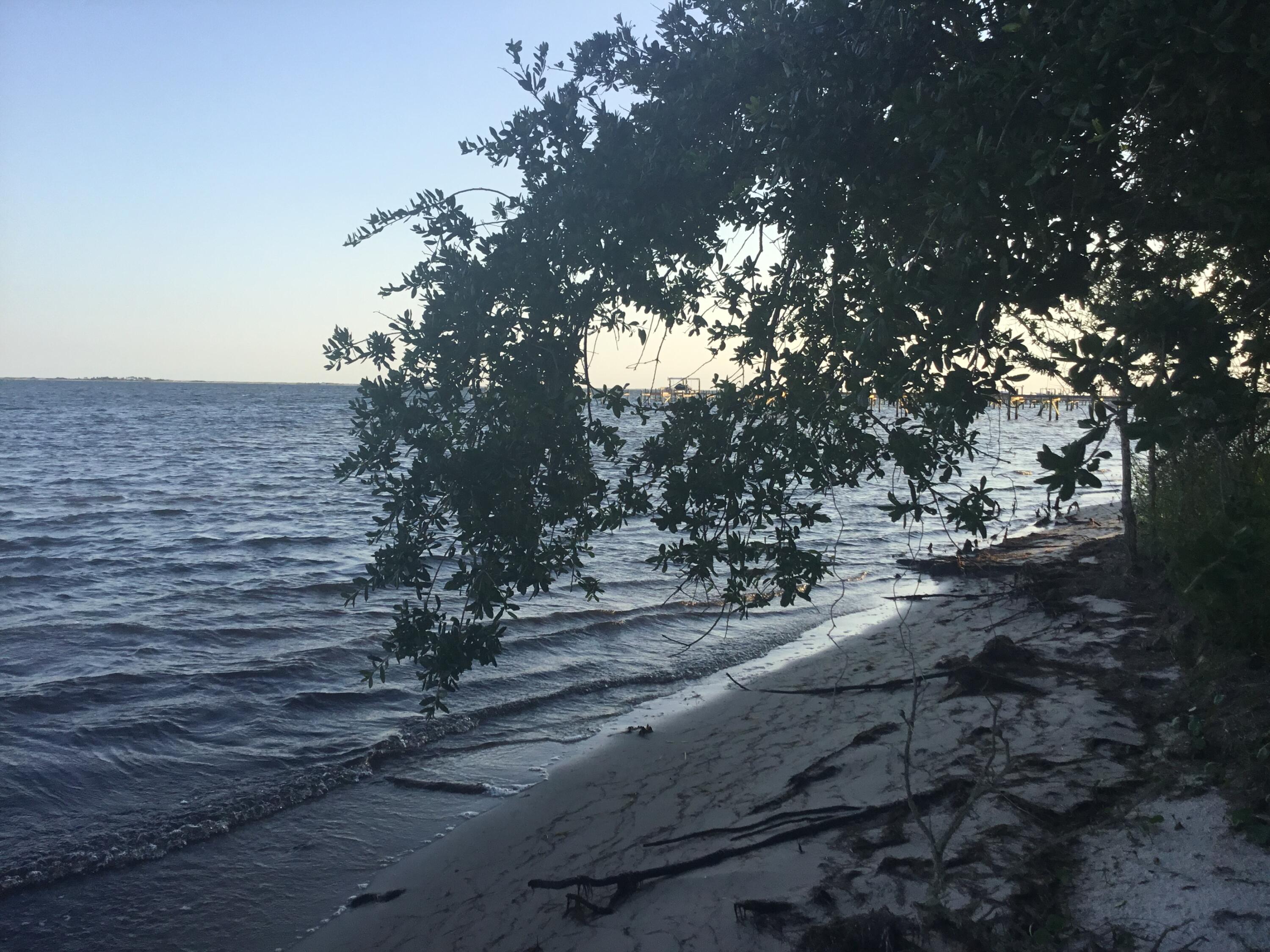 MAGNOLIA HARBOR - Land