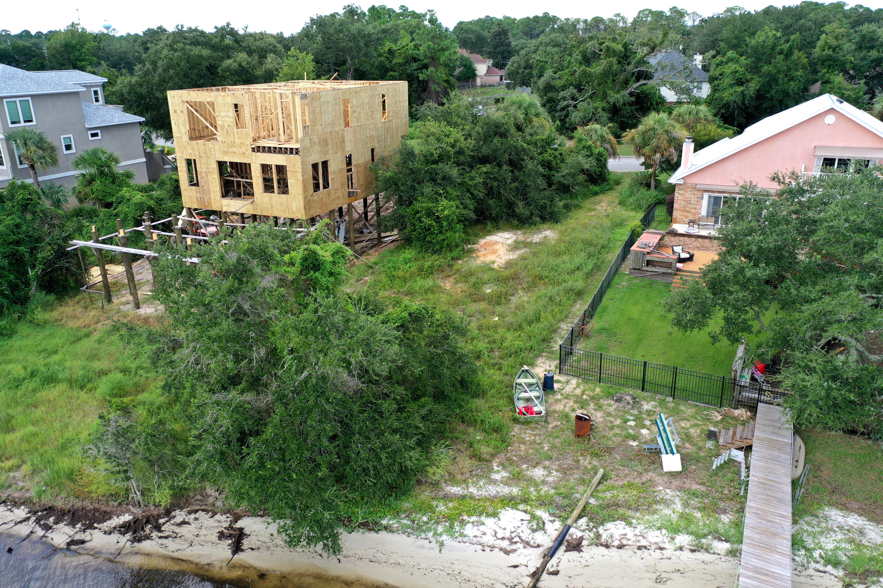 MAGNOLIA HARBOR - Land