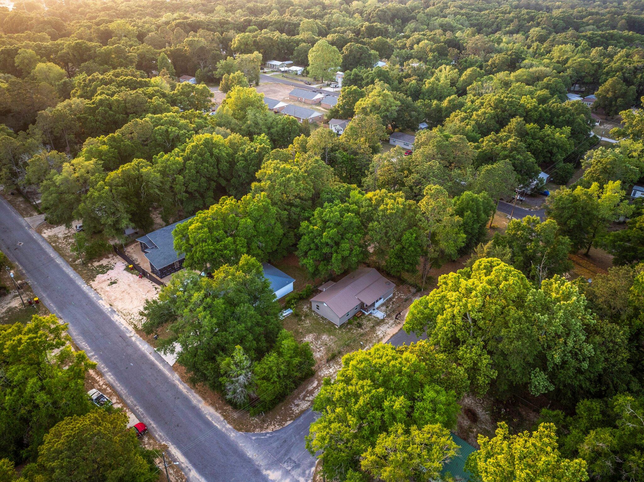 MORRIS ADDN TO CRESTVIEW - Residential