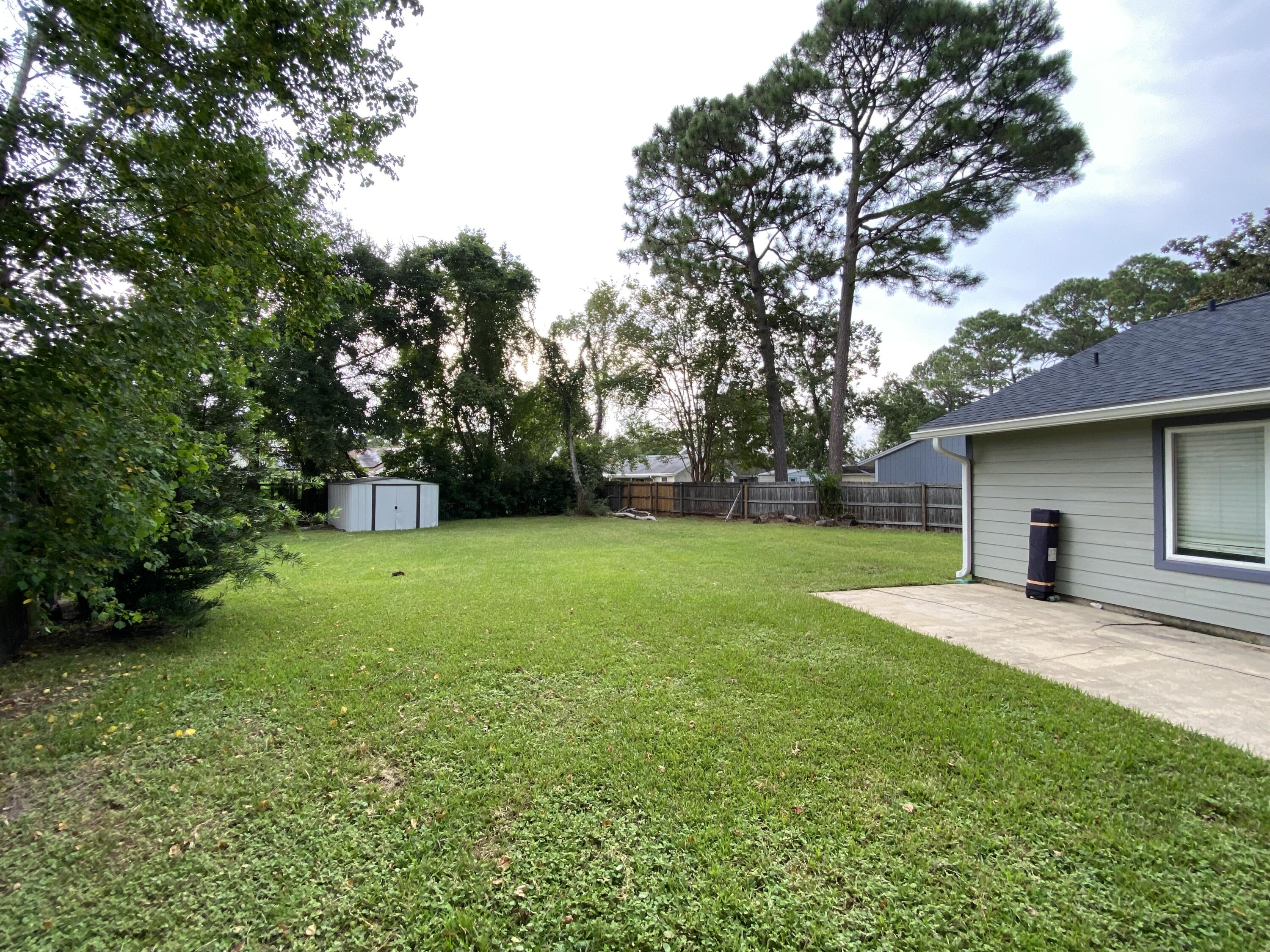 PINE MEADOWS - Residential