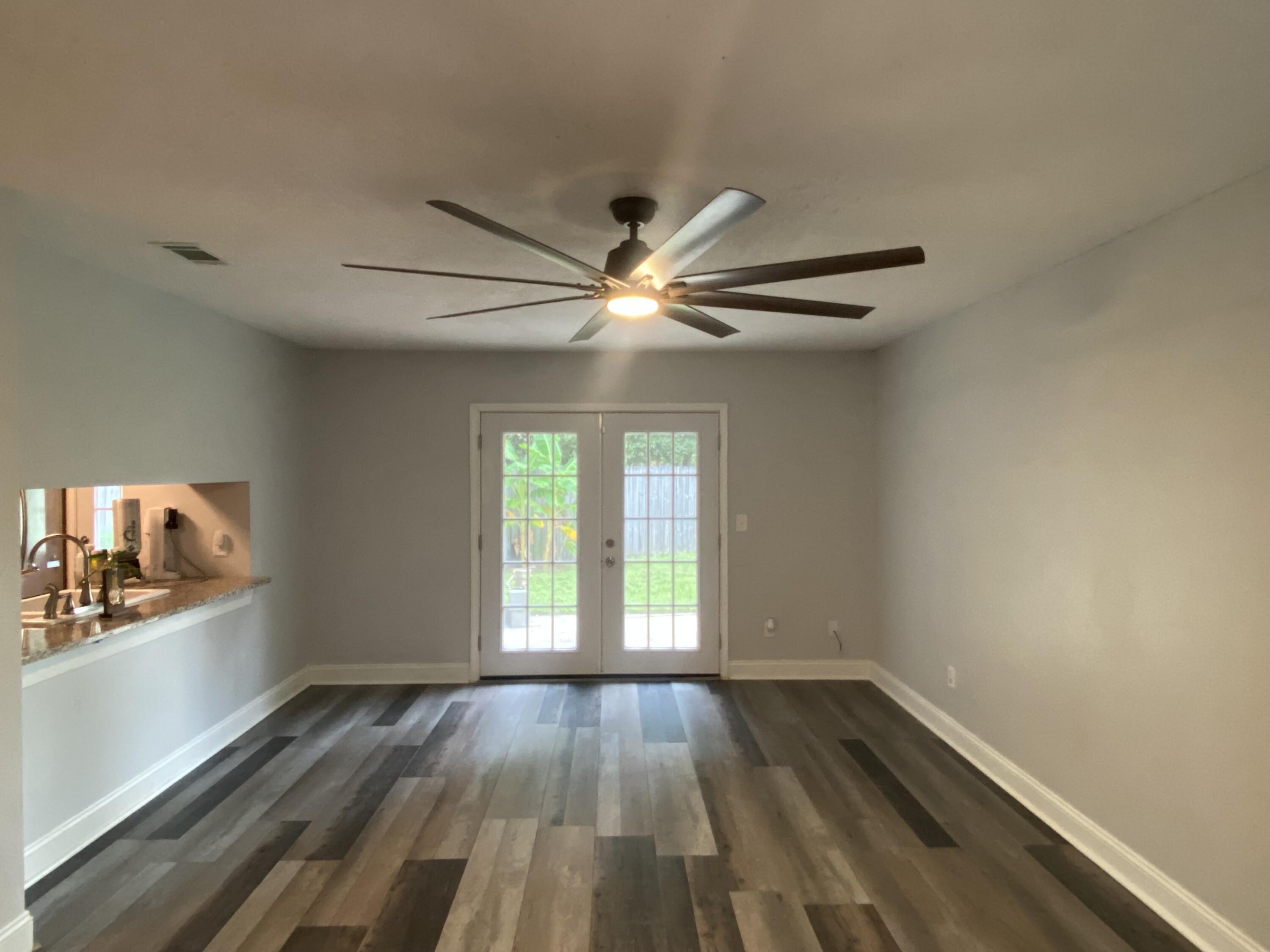 PINE MEADOWS - Residential