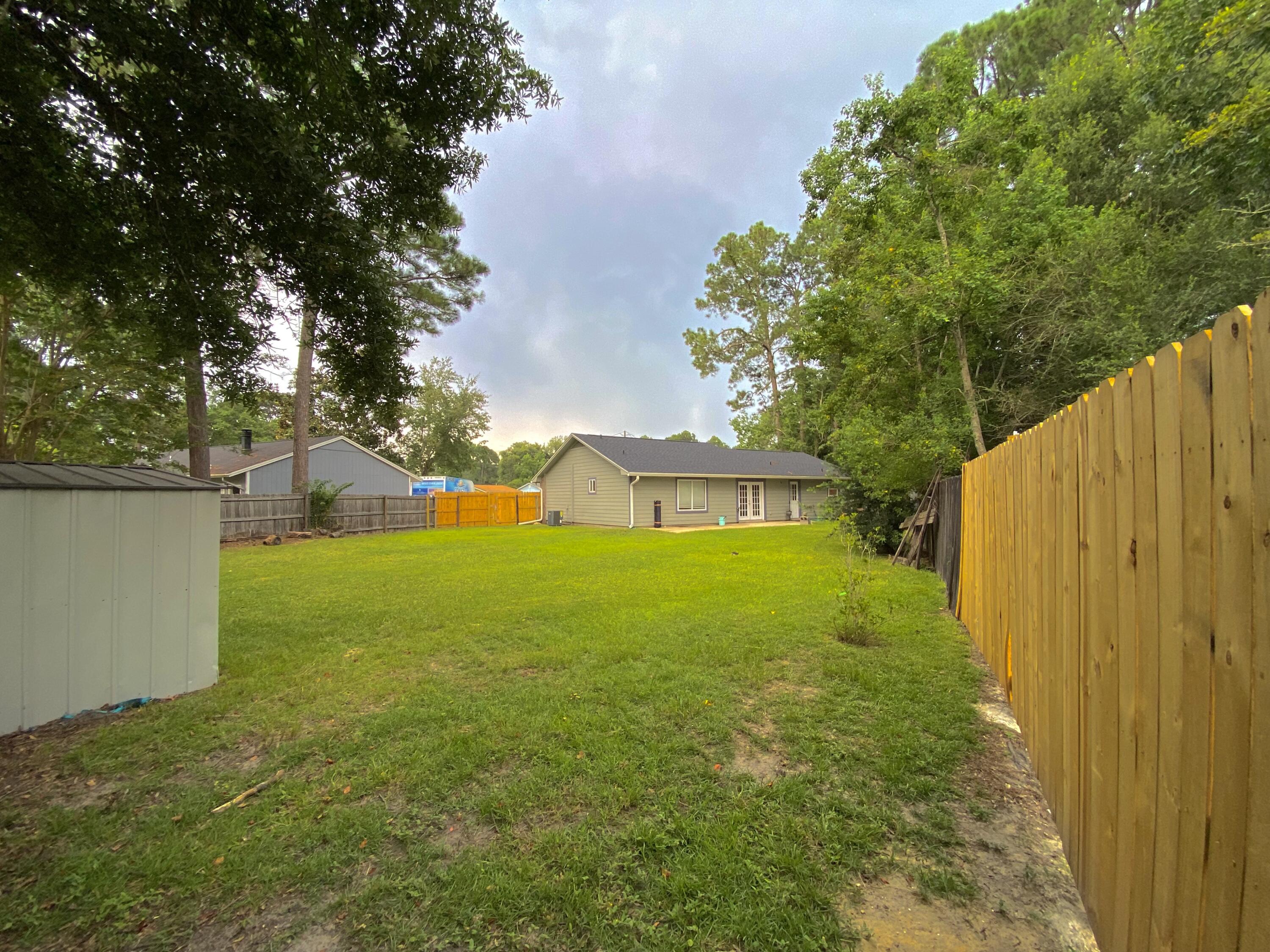PINE MEADOWS - Residential