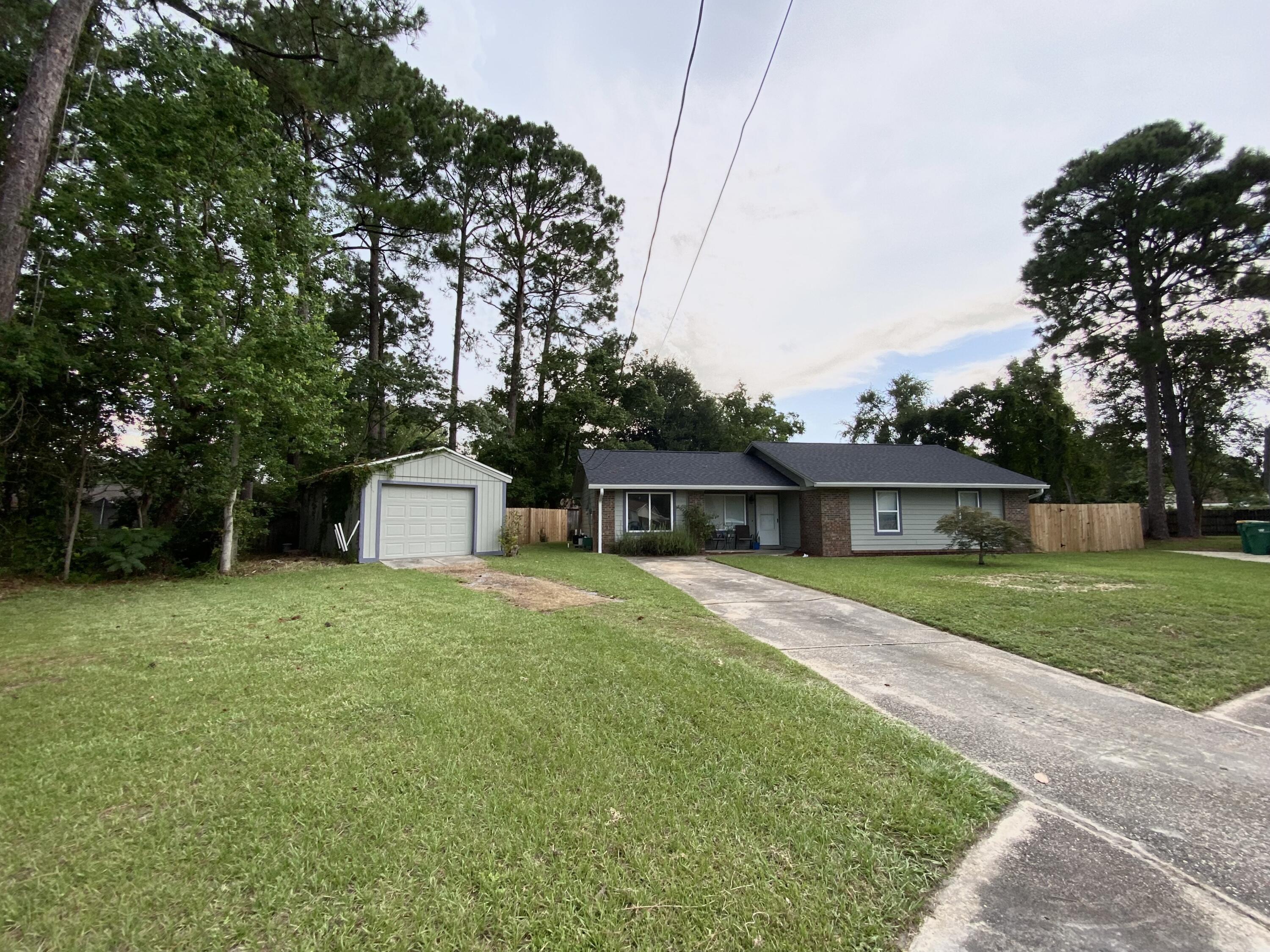PINE MEADOWS - Residential