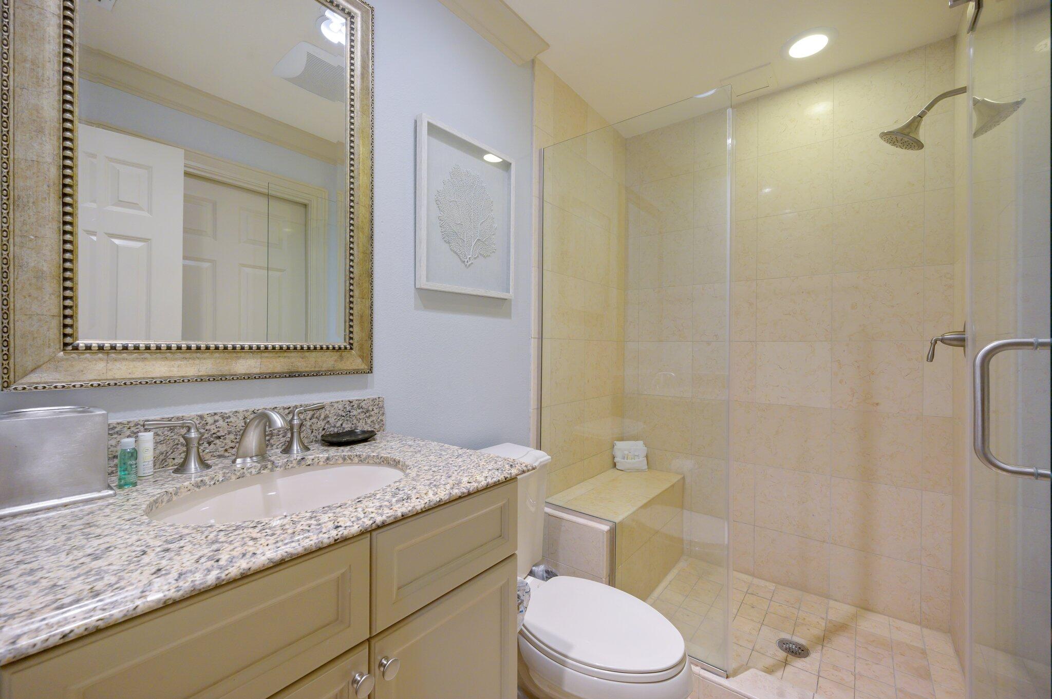 EMERALD GRANDE - Residential