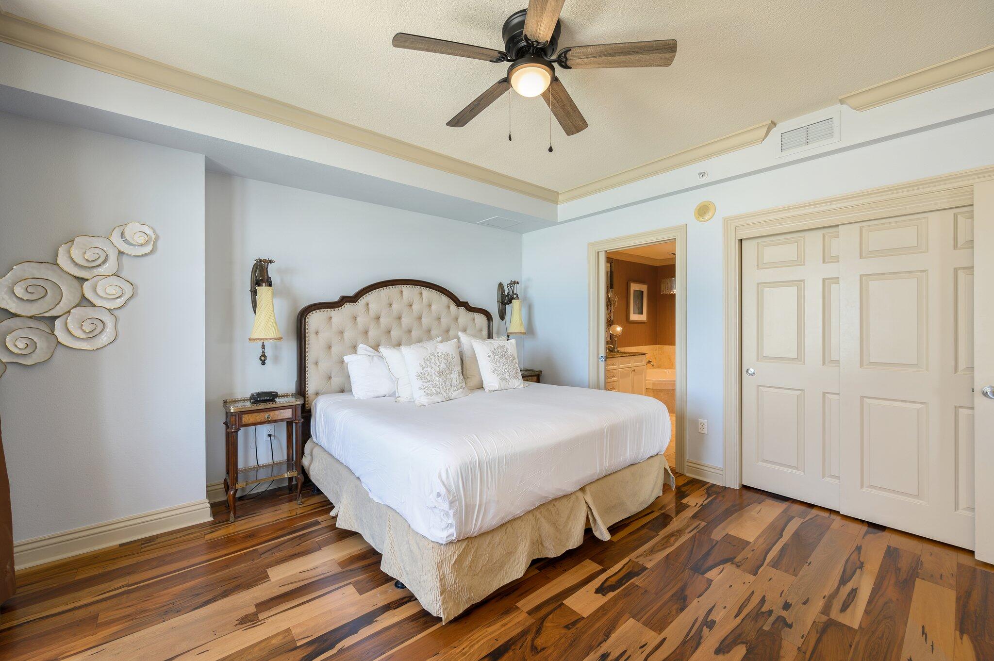 EMERALD GRANDE - Residential