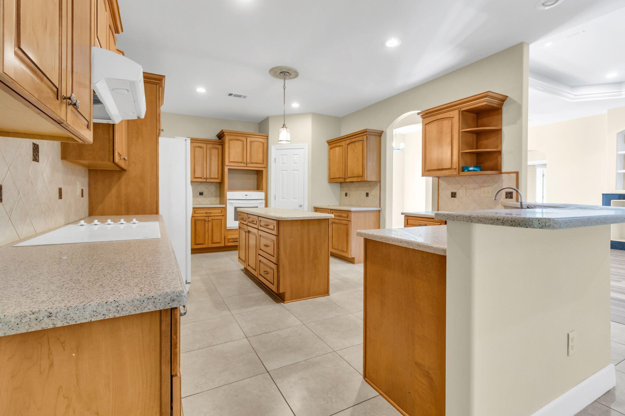 ST. ANDREWS WEST - Residential Lease