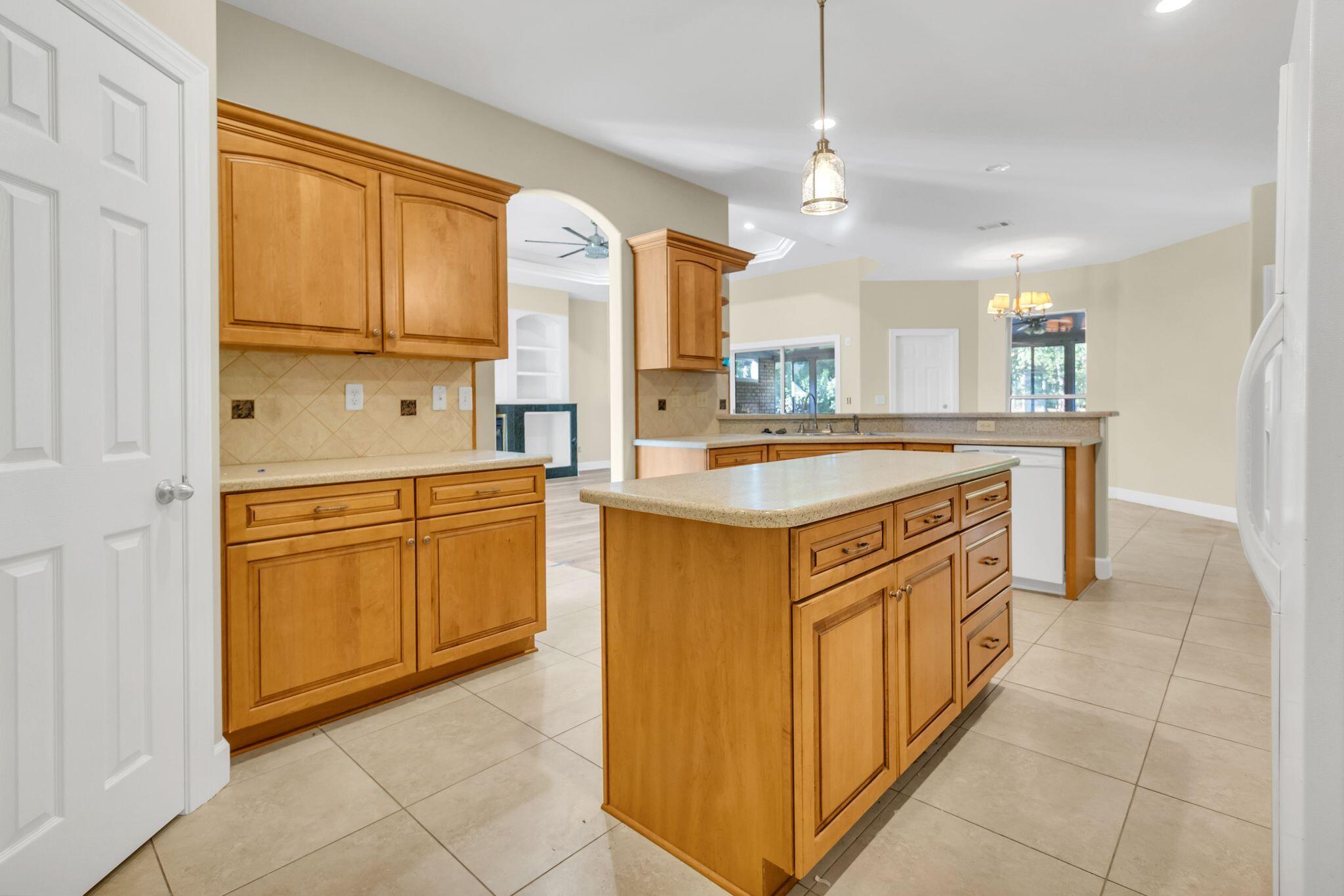 ST. ANDREWS WEST - Residential Lease