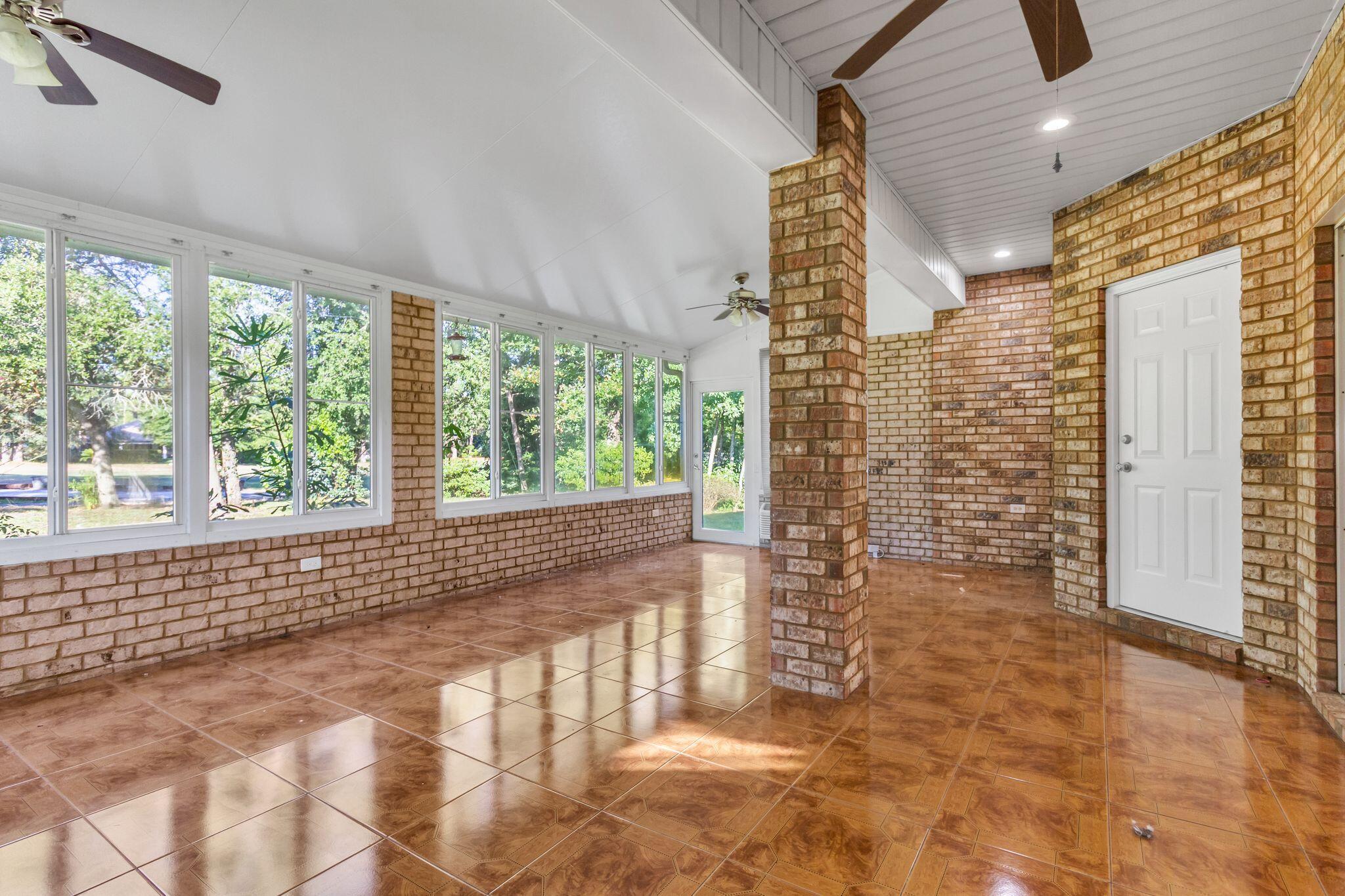 ST. ANDREWS WEST - Residential Lease