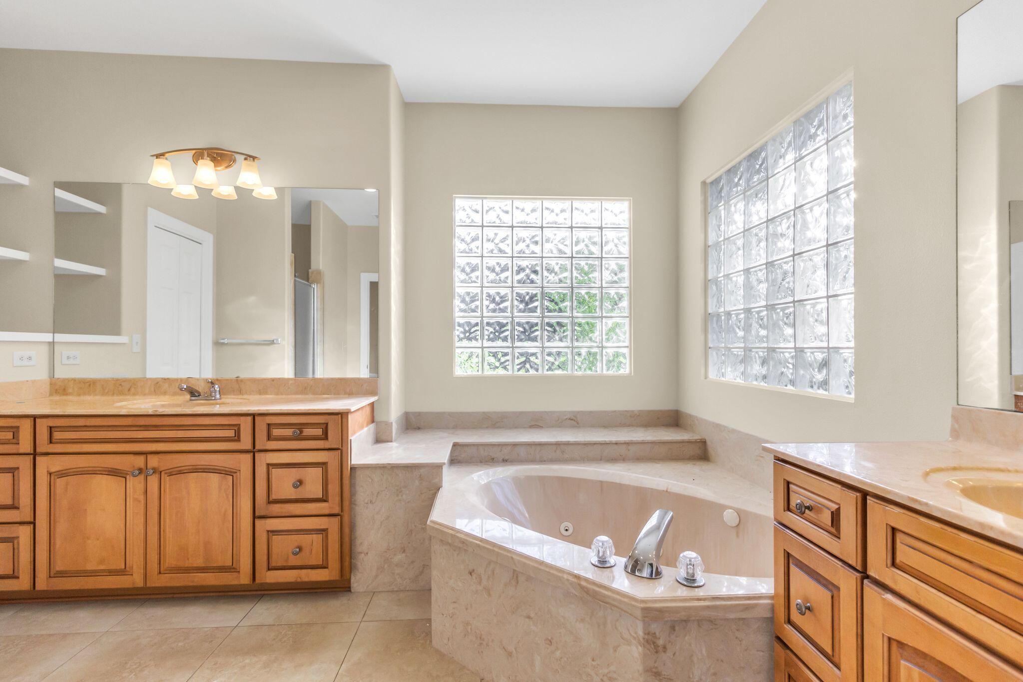 ST. ANDREWS WEST - Residential Lease