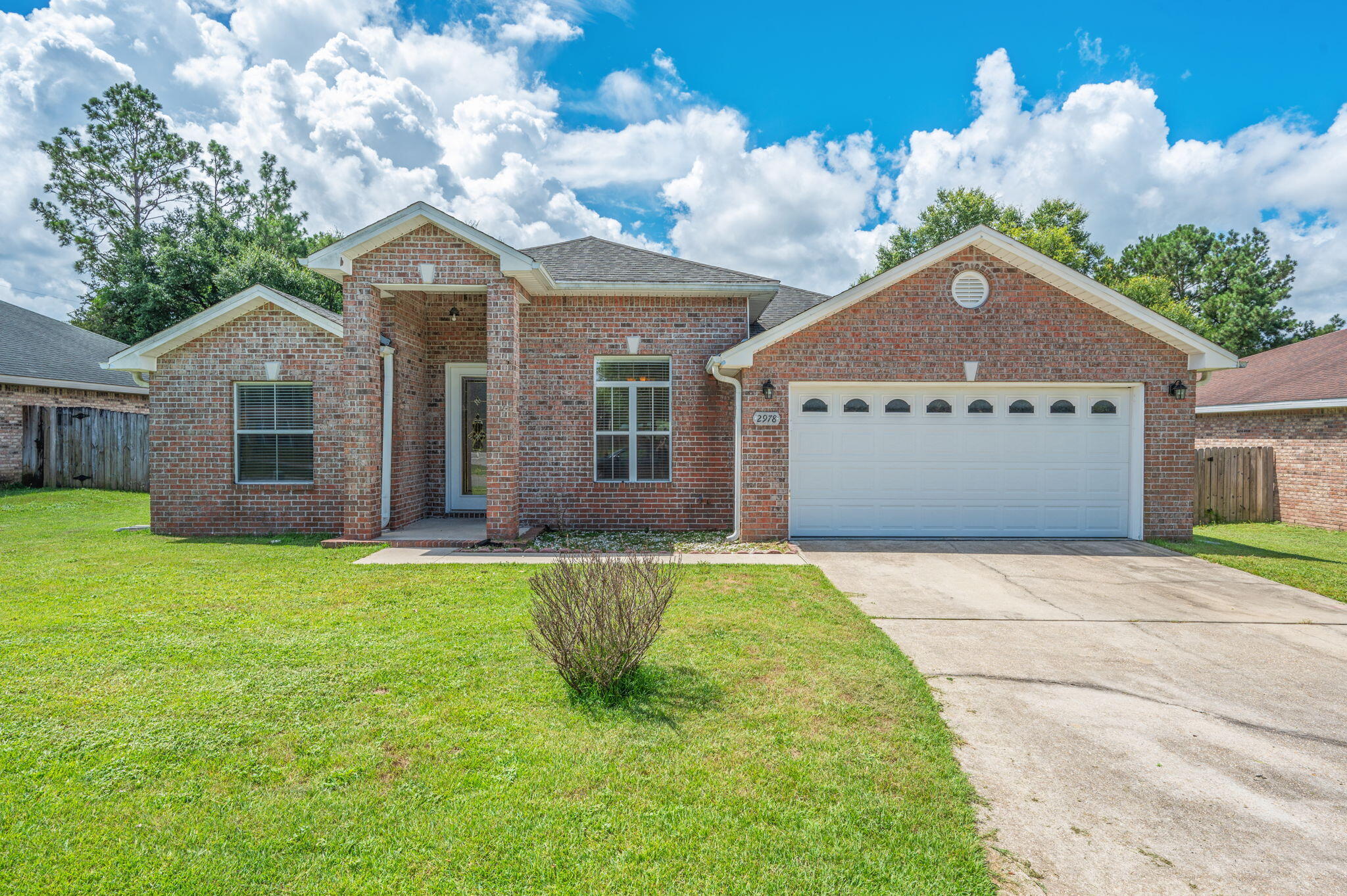 TRAILWOOD ESTATES - Residential Lease