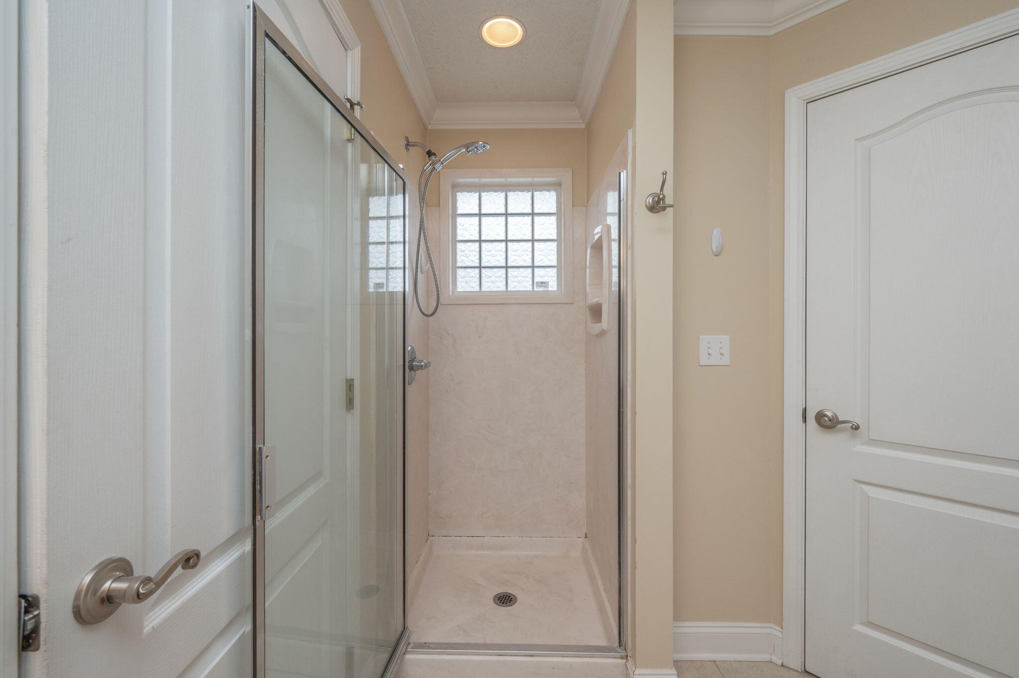 TRAILWOOD ESTATES - Residential Lease