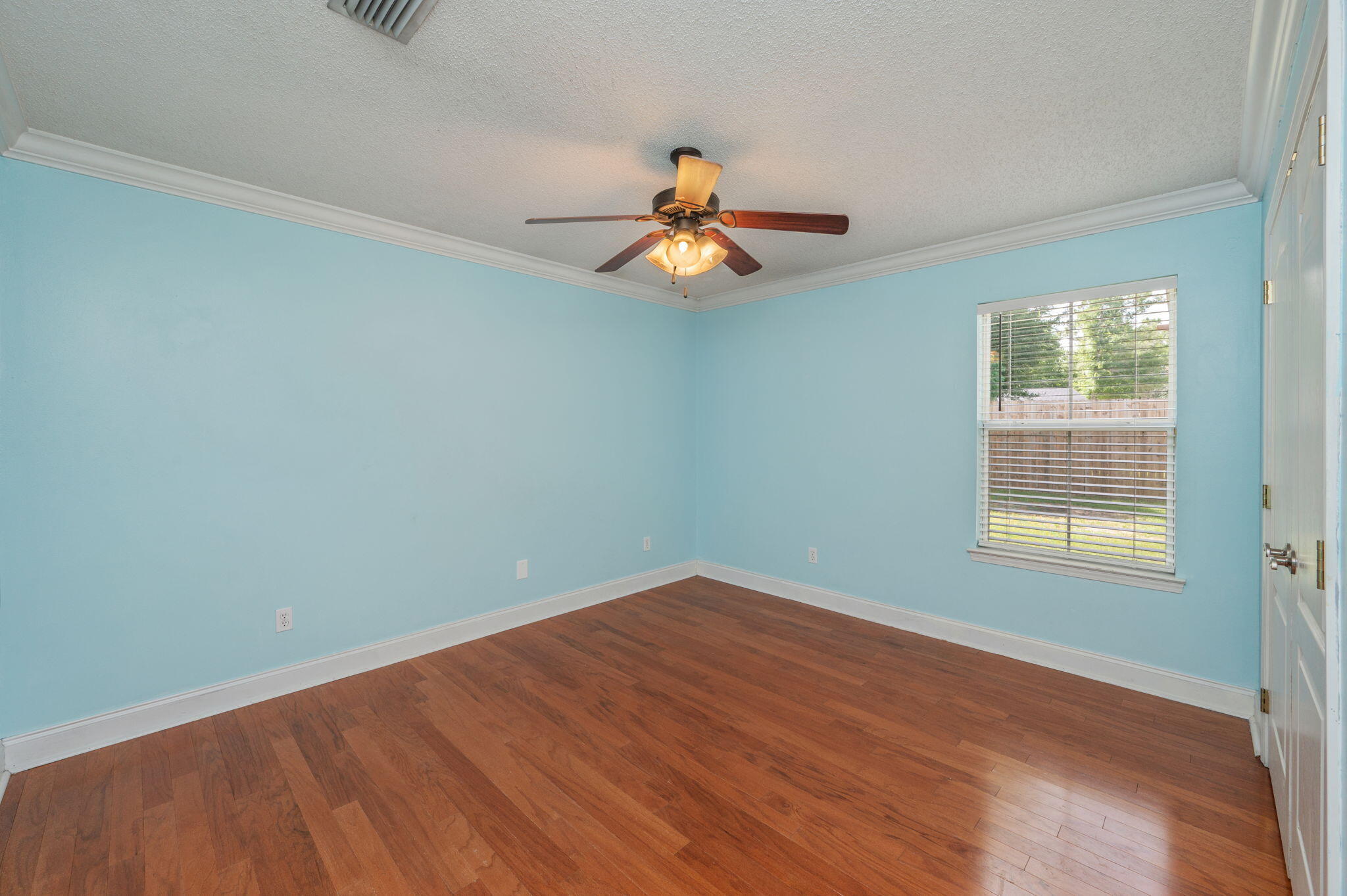 TRAILWOOD ESTATES - Residential Lease