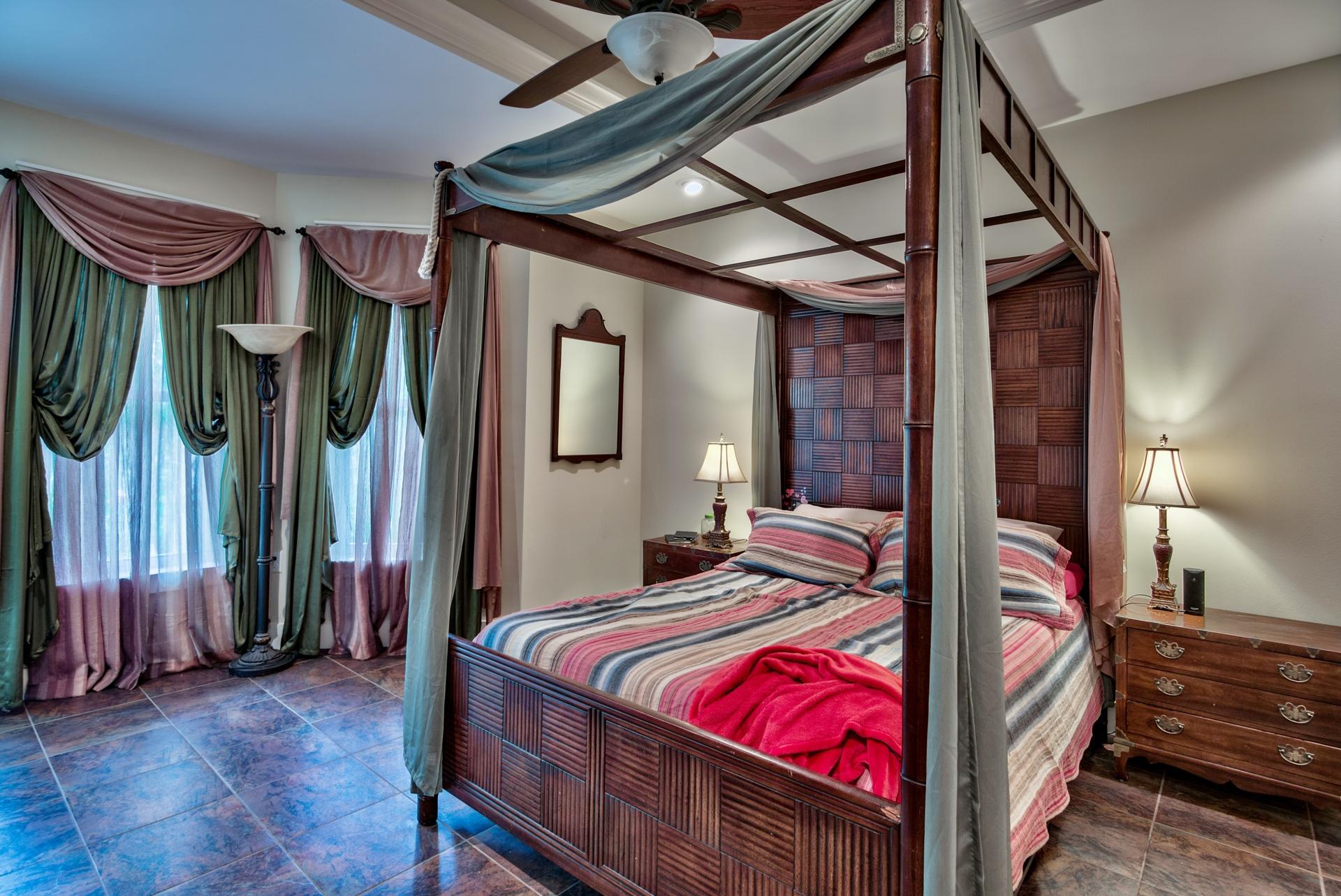 BAYOU POINT - Residential