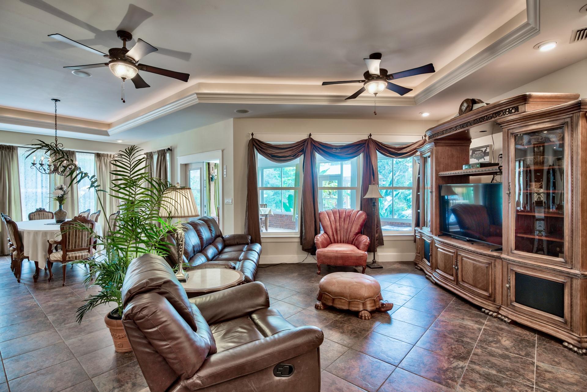 BAYOU POINT - Residential