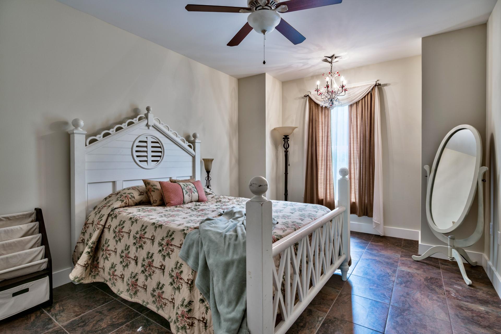 BAYOU POINT - Residential