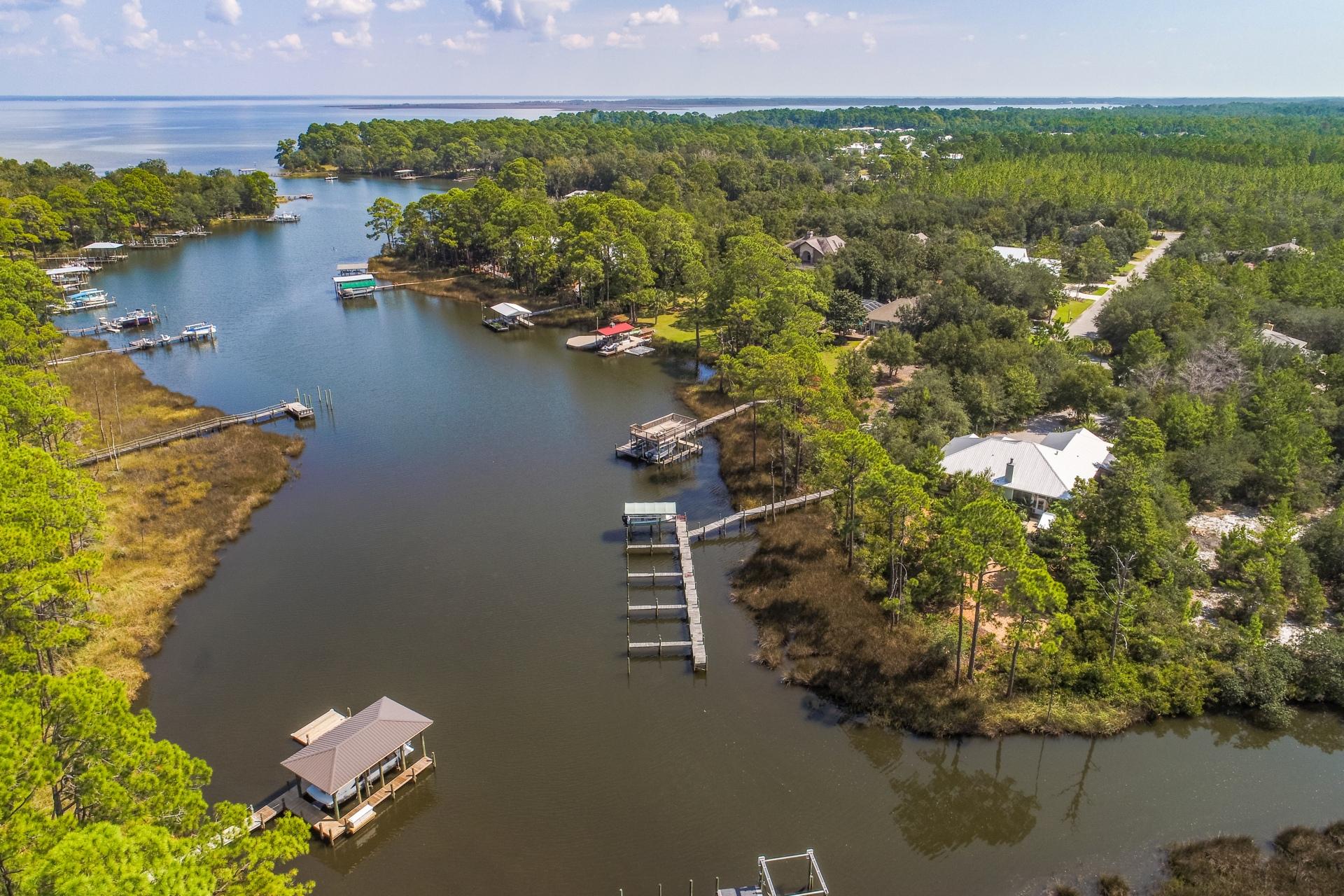 BAYOU POINT - Residential