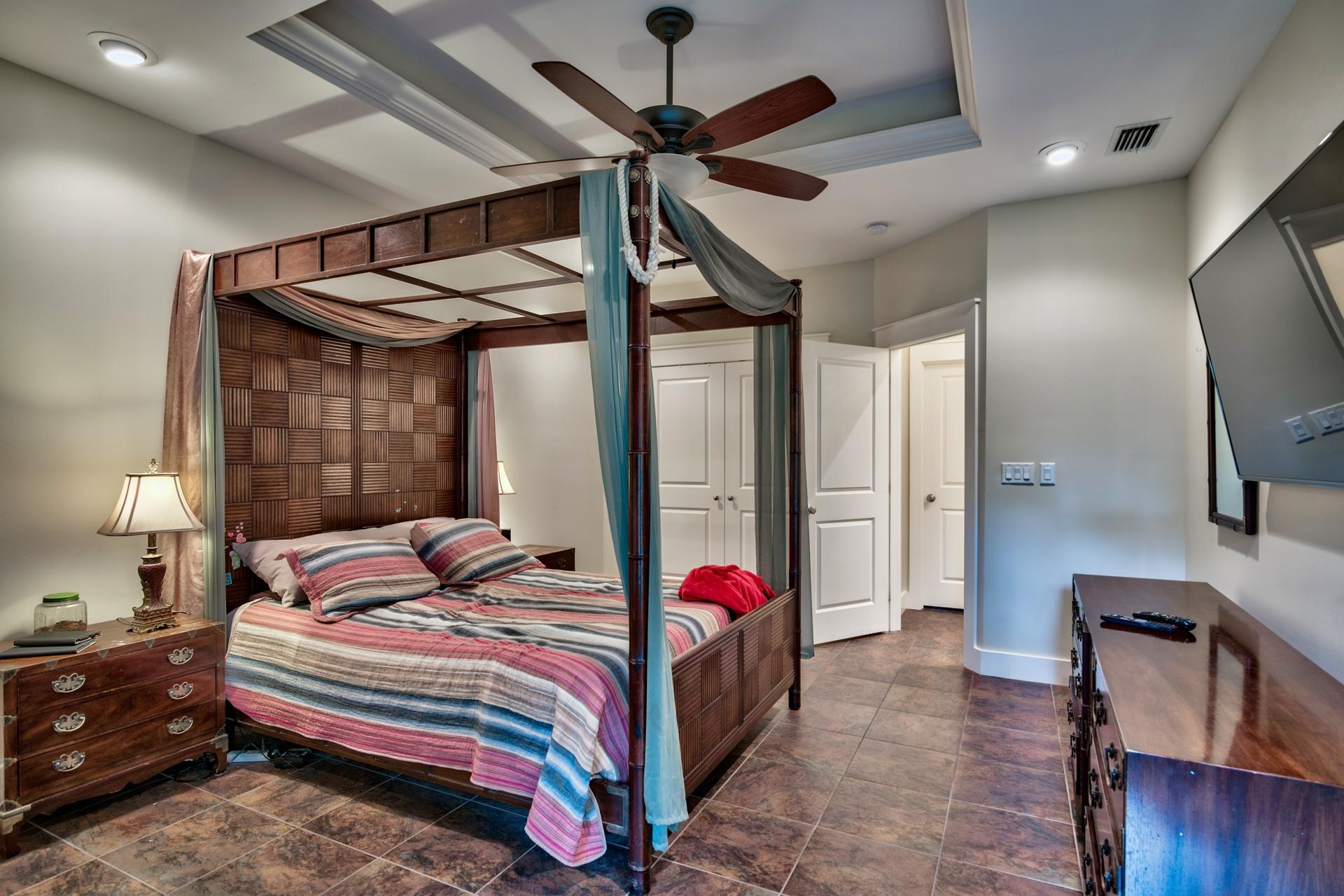 BAYOU POINT - Residential