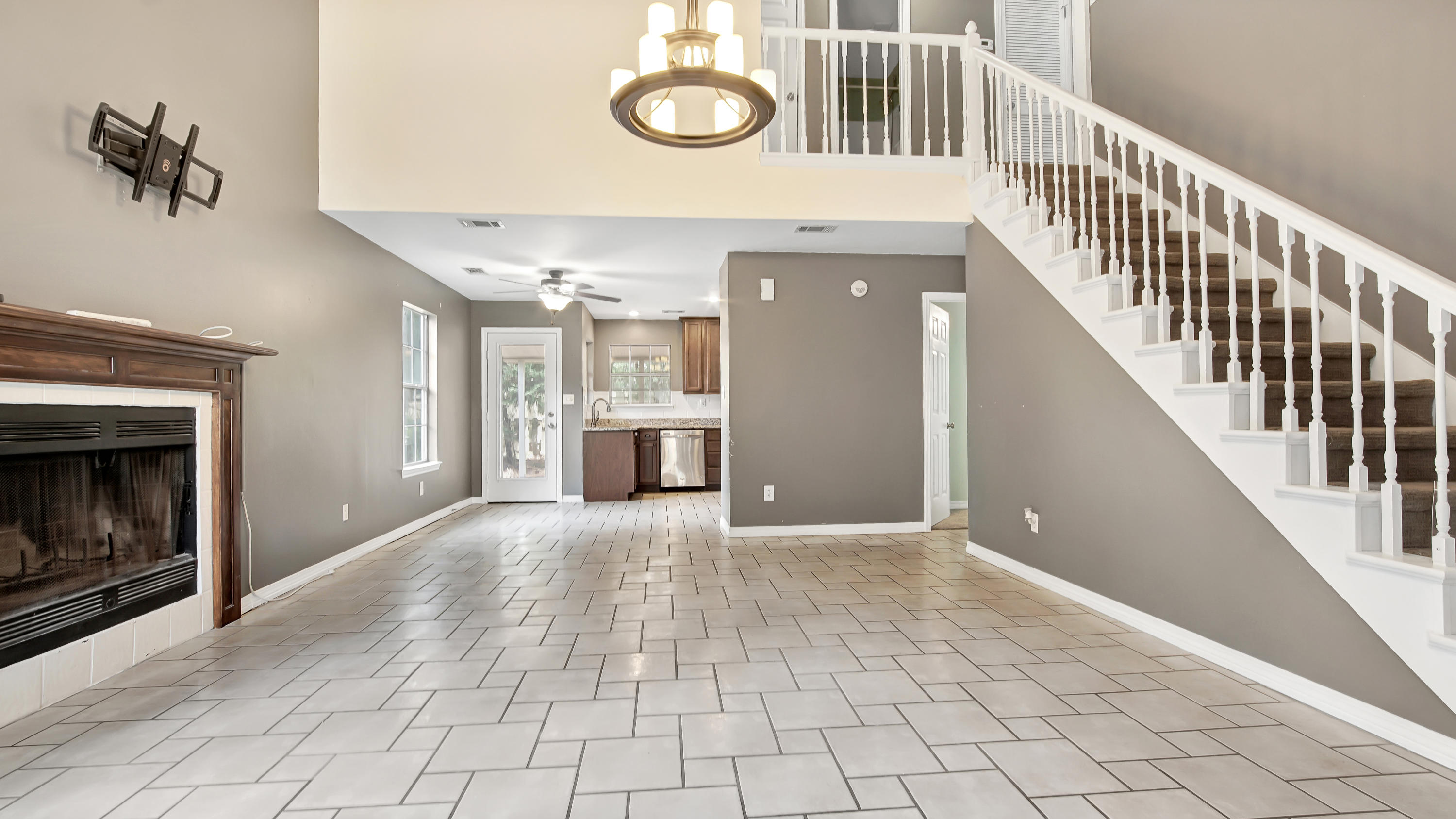 BAY BRIDGE LANDING - Residential