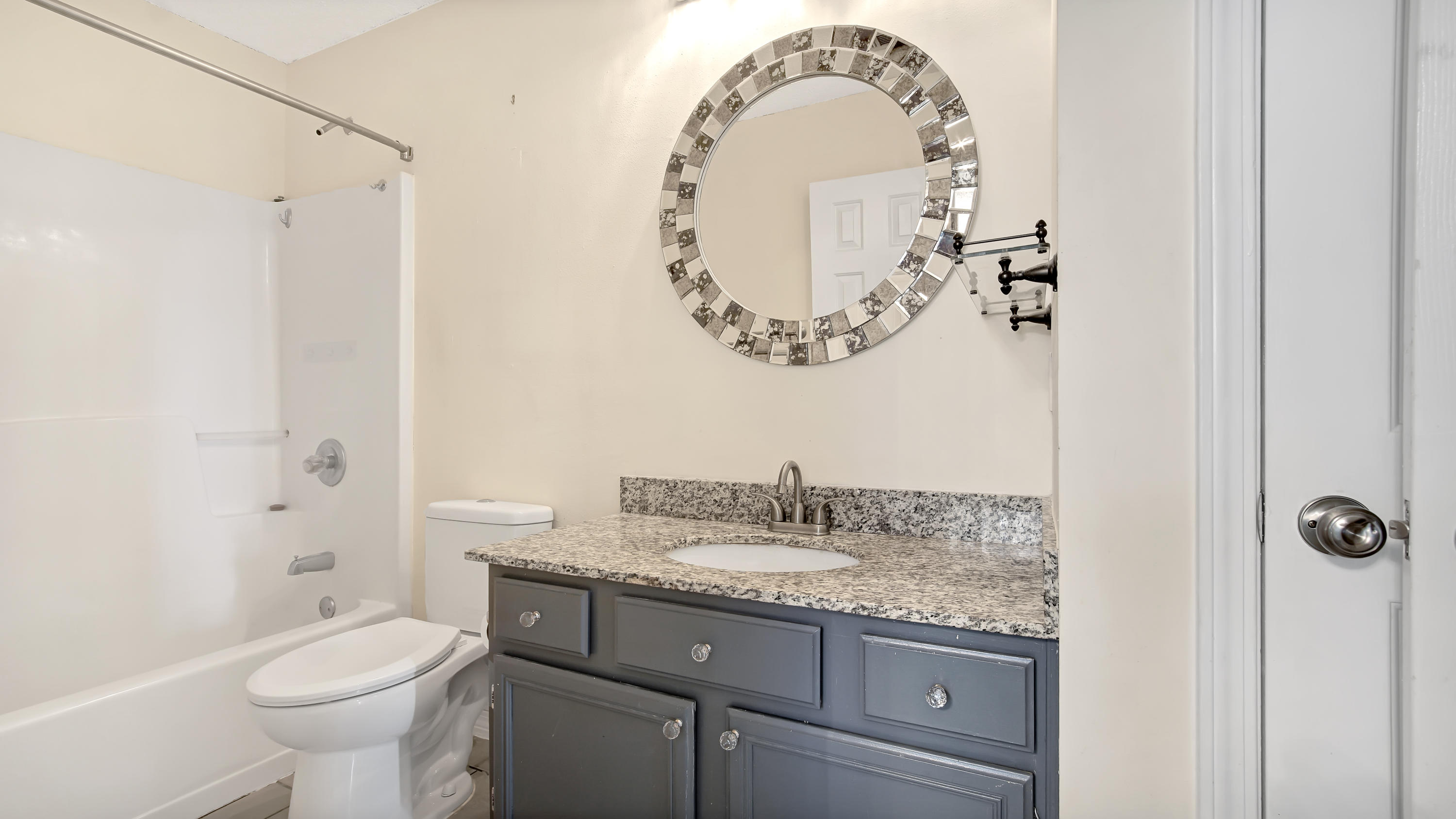 BAY BRIDGE LANDING - Residential