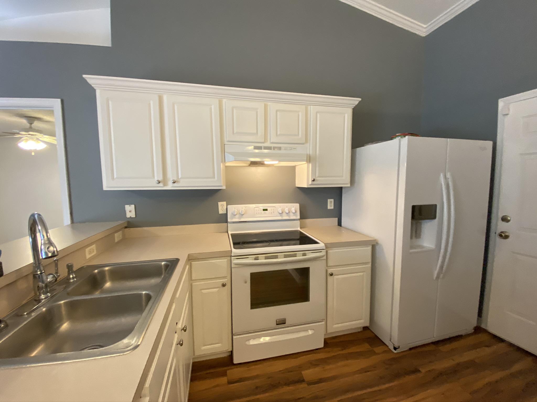 RIDGE CREST PH I - Residential